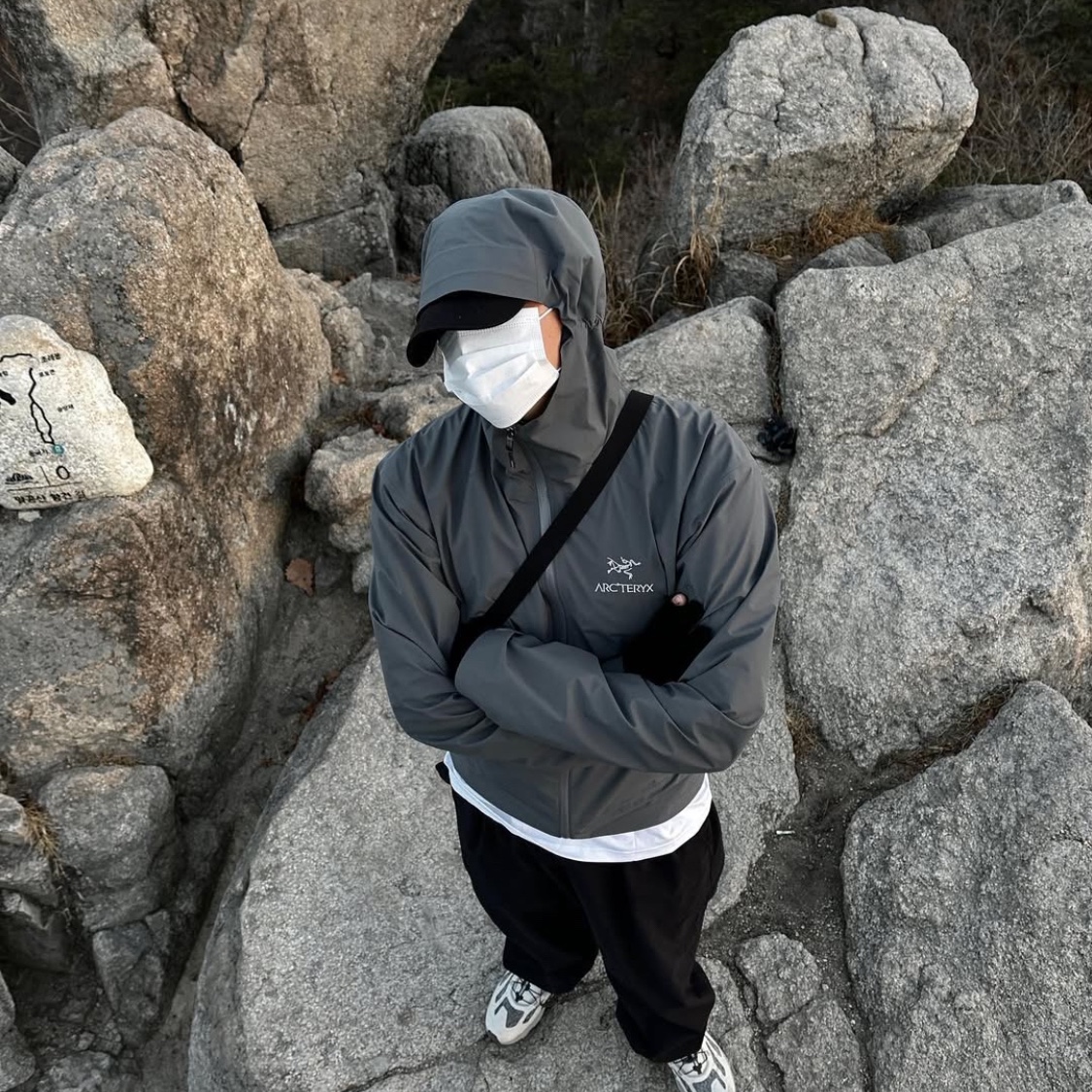 Arc'teryx Zeta SL Jacket Microchip 착용 스타일