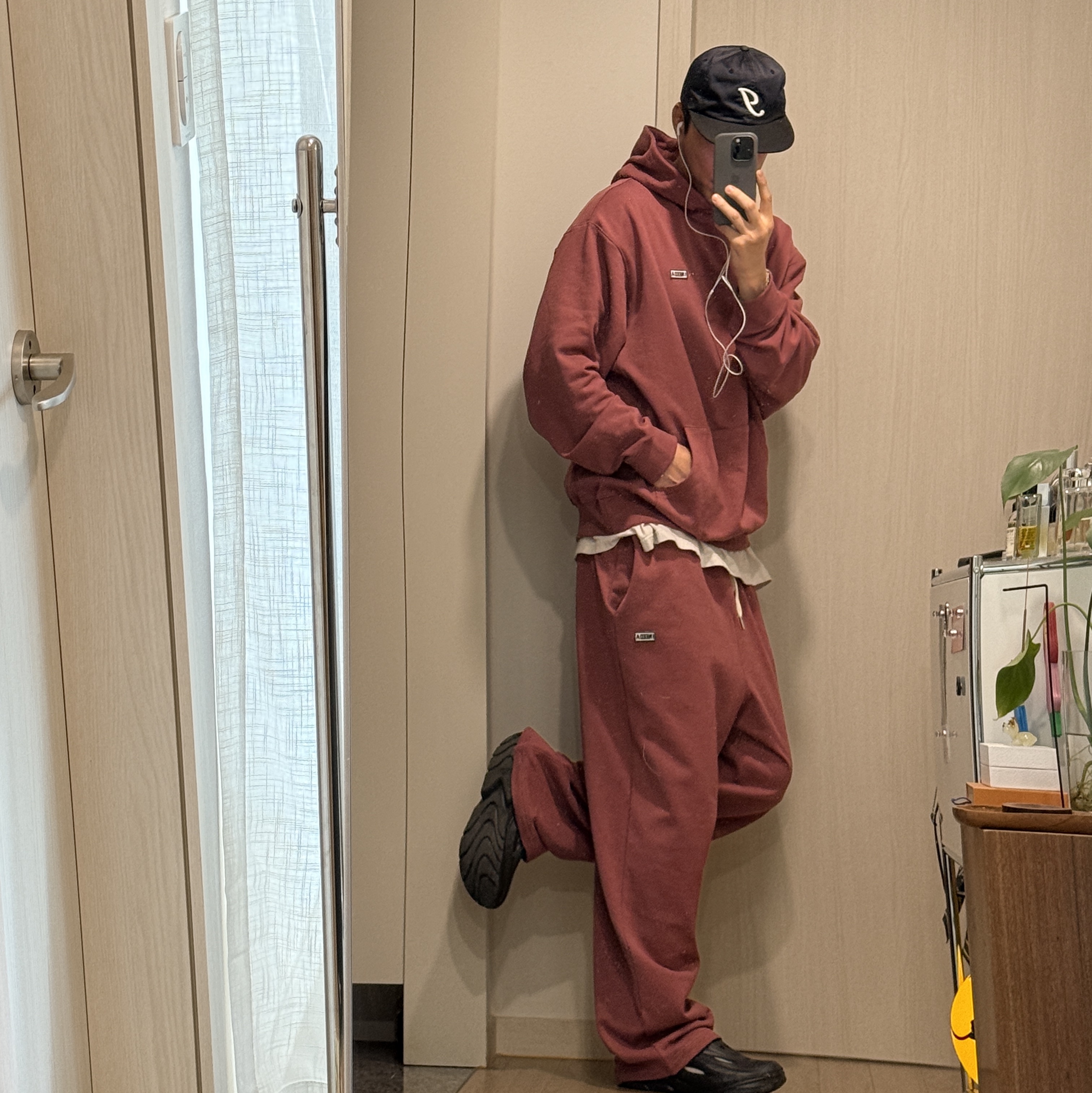 Broken Beat Cashing Dream Ball Cap, Broken Beat Staff Set-Up Pants 착용 스타일 - 1