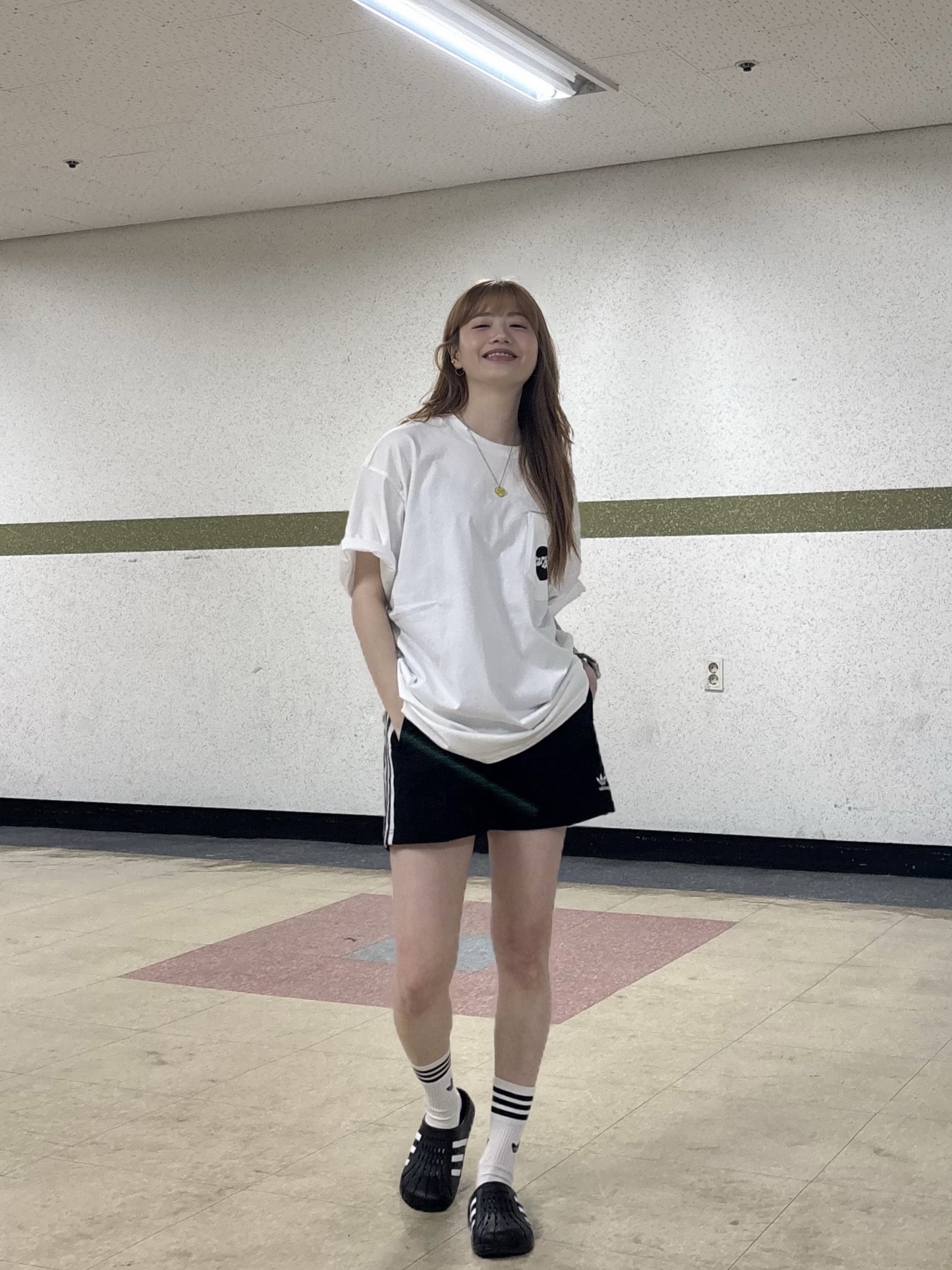Adidas Adilette Clog Black White, (W) Adidas Firebird Shorts Black - KR Sizing 착용 스타일 - 1