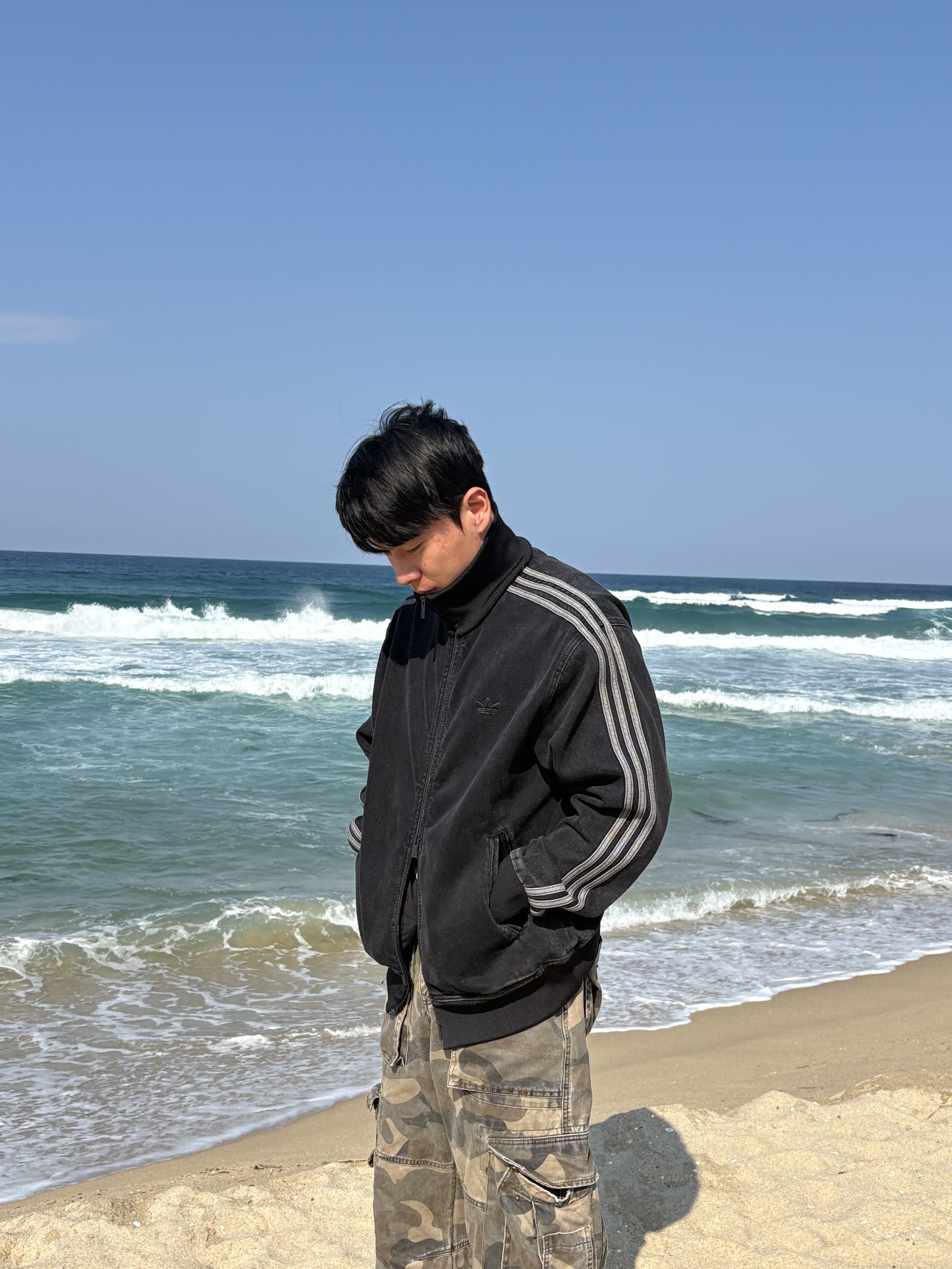 Adidas Adicolor Denim Firebird Track Top True Black Denim  - KR Sizing 착용 스타일