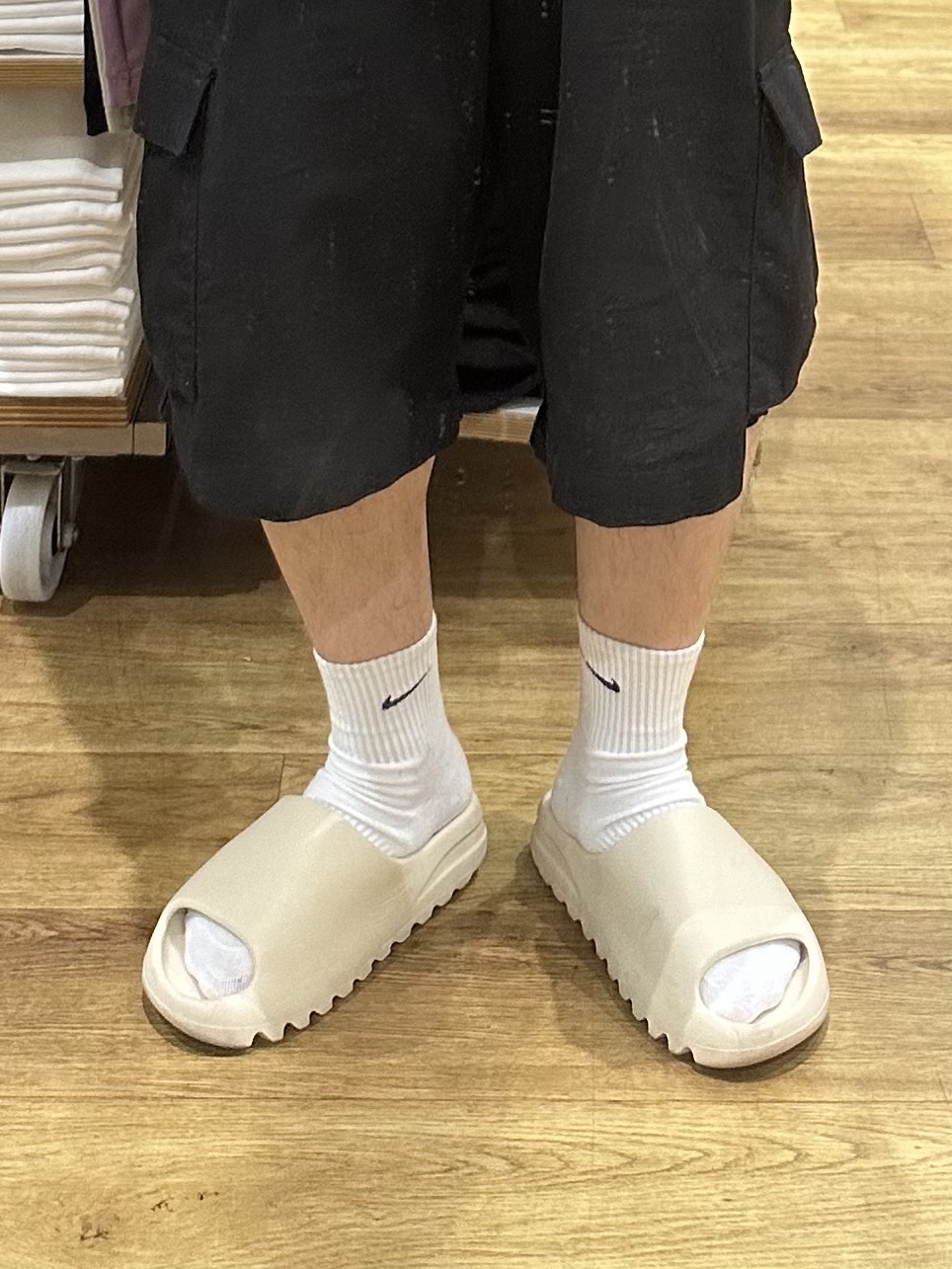 Adidas Yeezy Slide Bone 2022/2023, Adidas Yeezy Slide Bone 착용 스타일