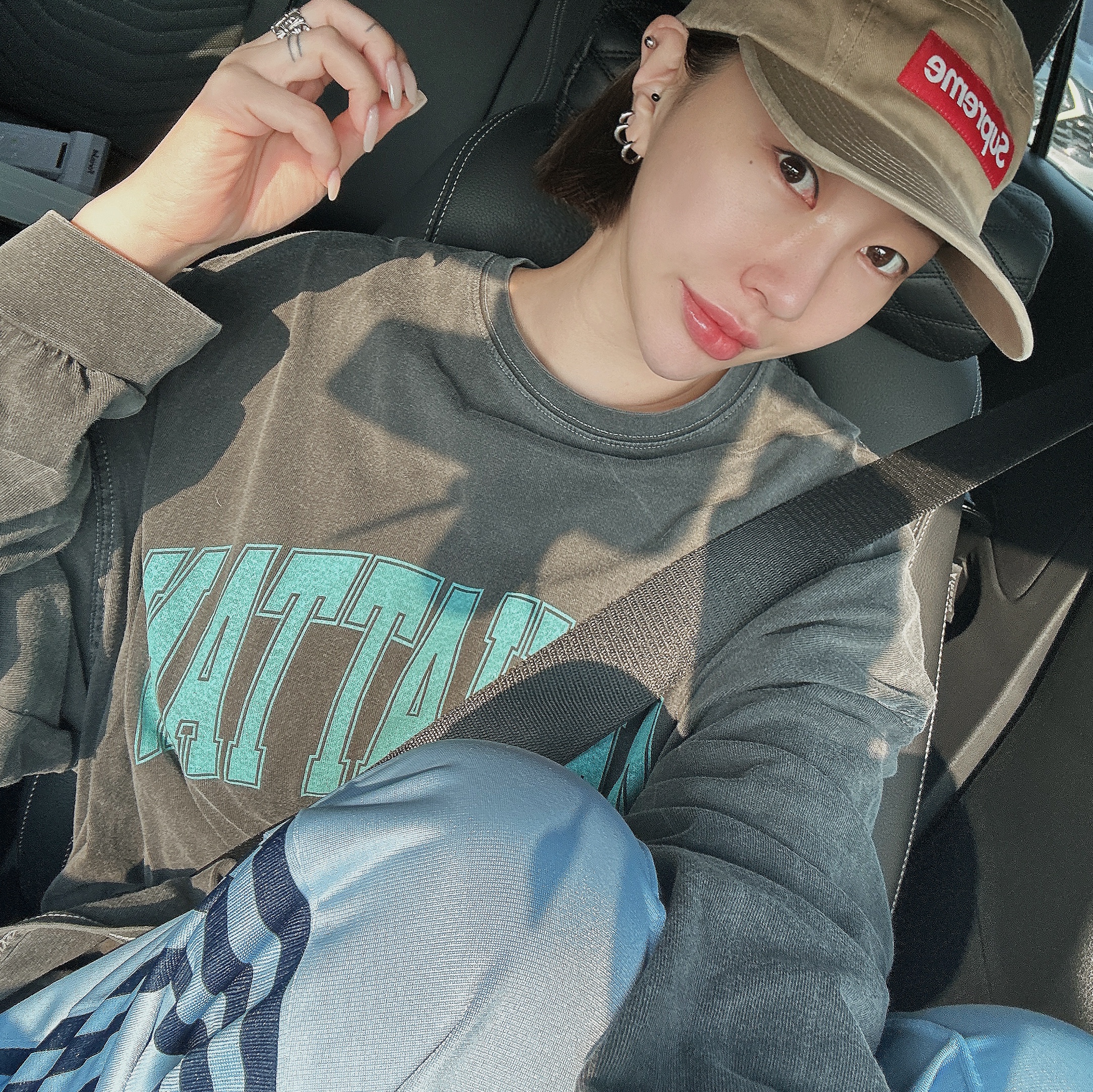Adidas Track Pants Ambient Sky - KR Sizing, Supreme Washed Chino Twill Camp Cap Tan - 24FW 착용 스타일 - 3