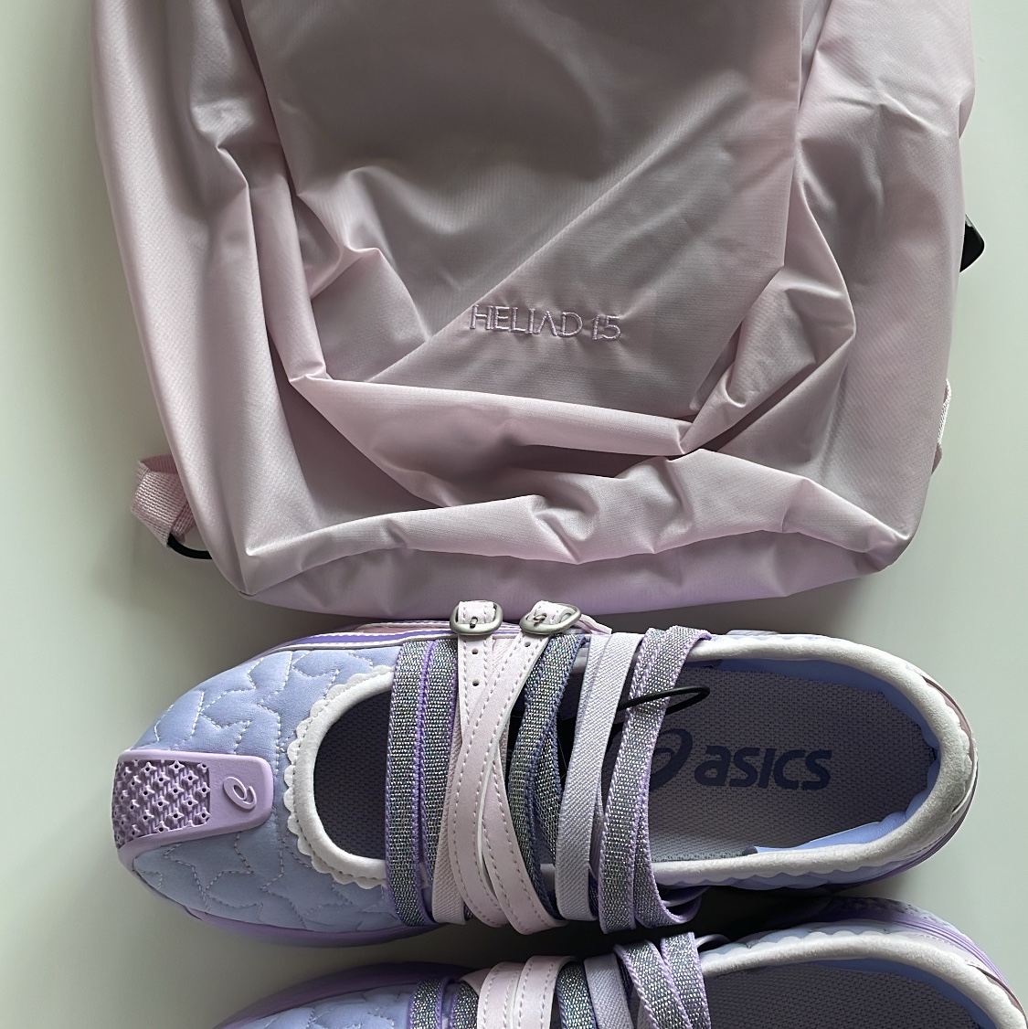 Arc'teryx Heliad 15 Backpack Pink Glow, (W) Asics x Kiko Kostadinov x Heaven by Marc Jacobs Gel-Lokros Vapor Cosmos 착용 스타일 - 2