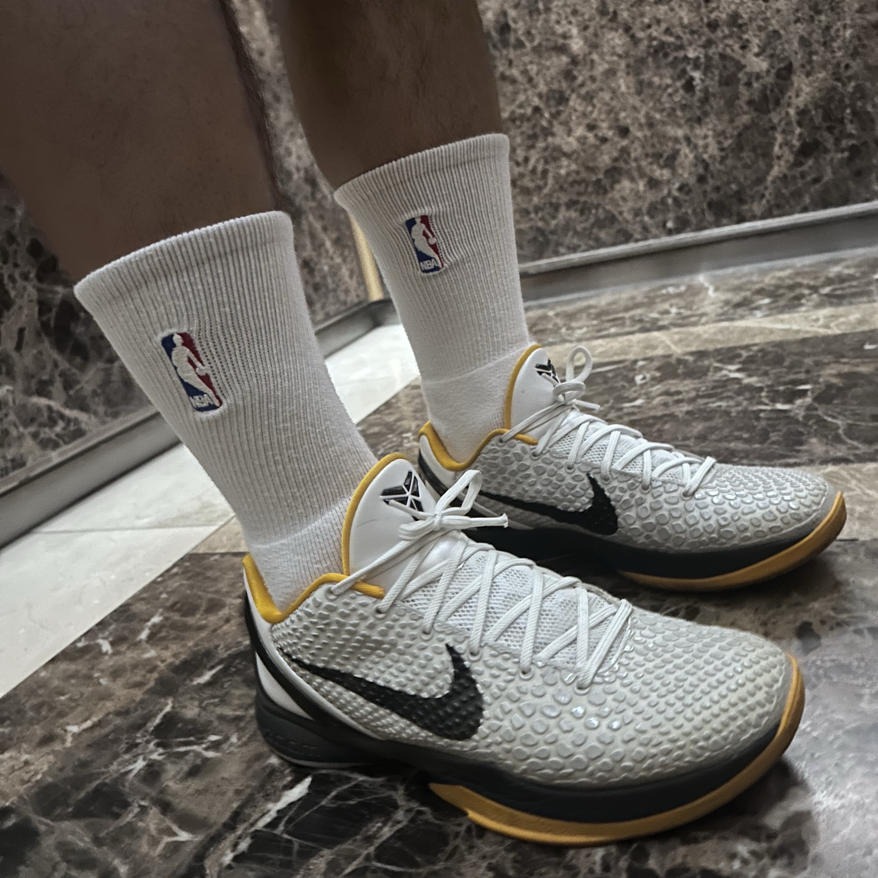 Nike Kobe 6 Protro White Del Sol 착용 스타일 - 2
