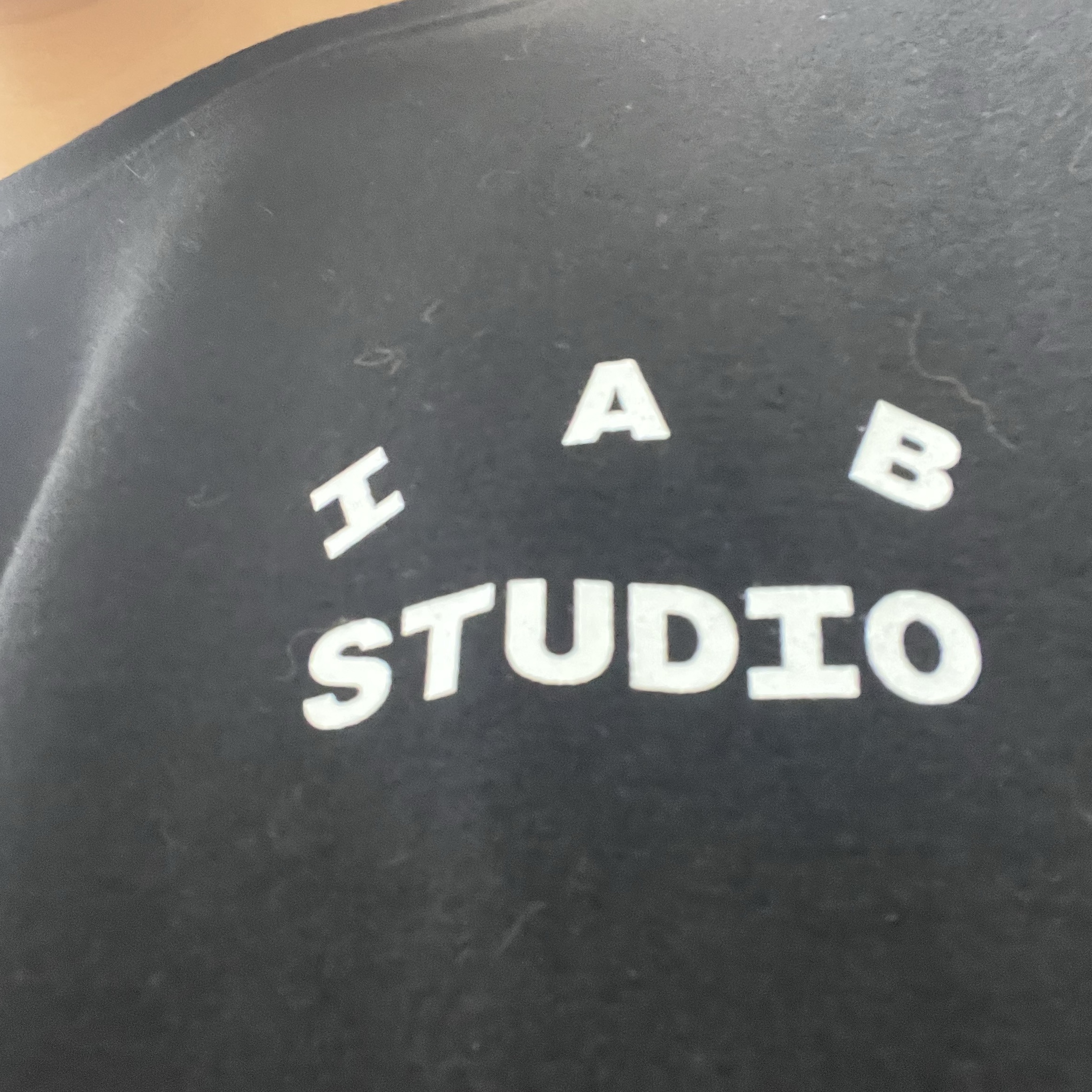 IAB Studio Basic T-Shirt Black White 착용 스타일