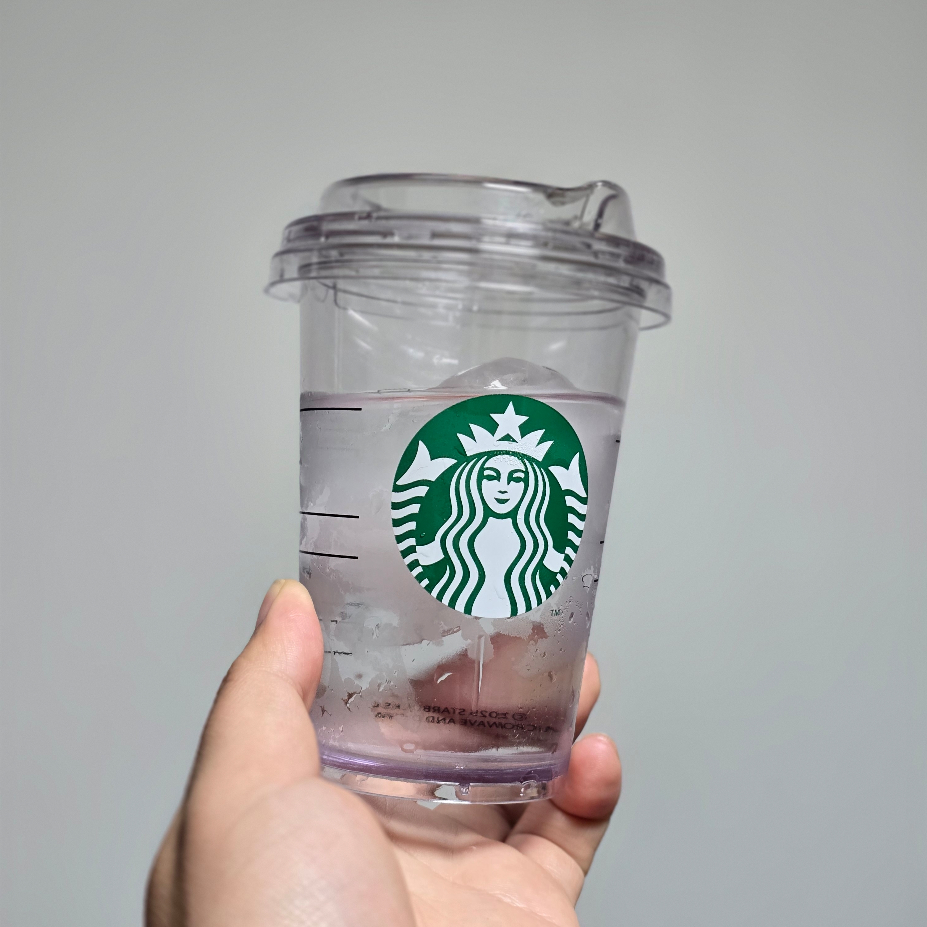 Starbucks Siren Mini Cold Cup 300ml 착용 스타일