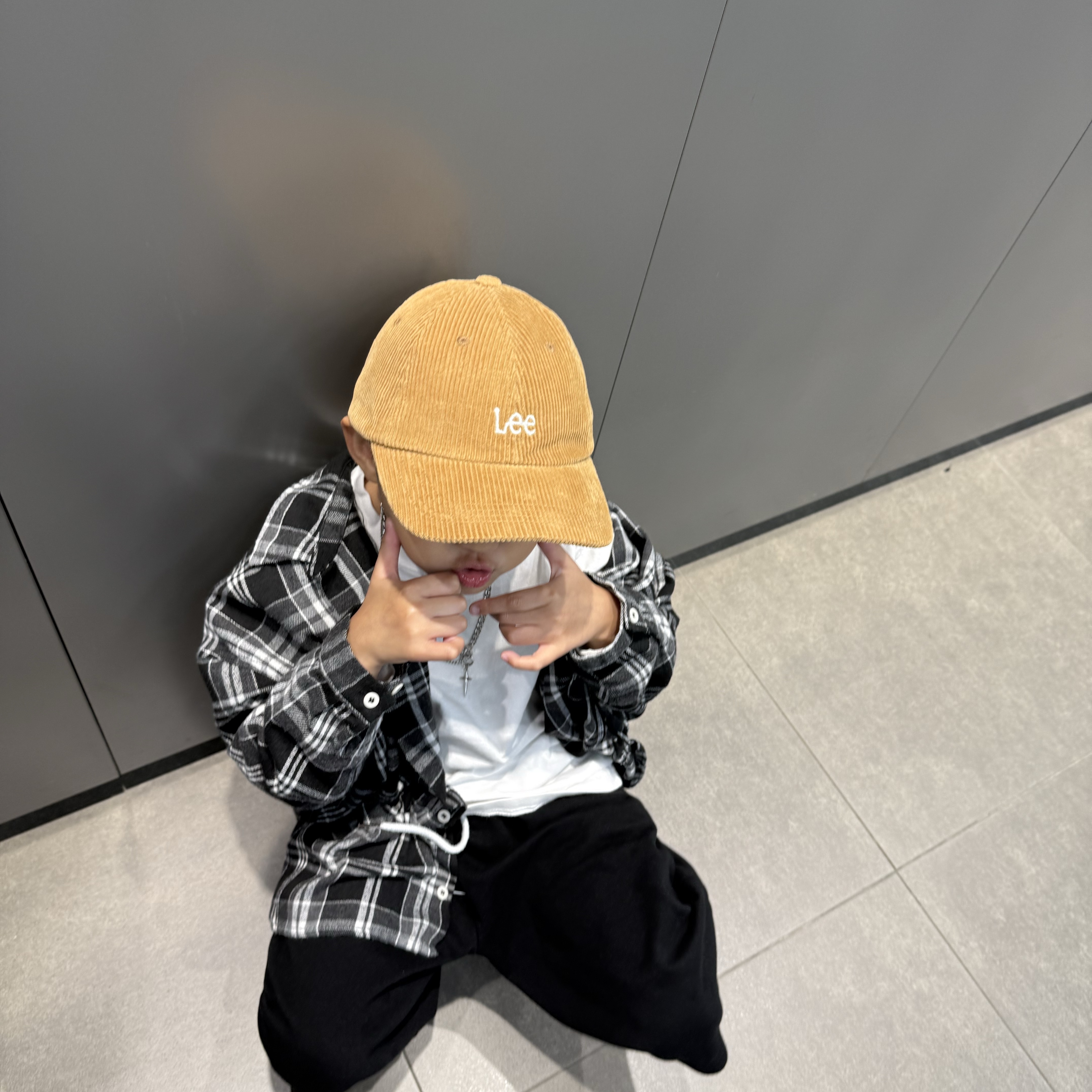 (PS) Nike Force 1 LE Triple White 착용 스타일 - 3