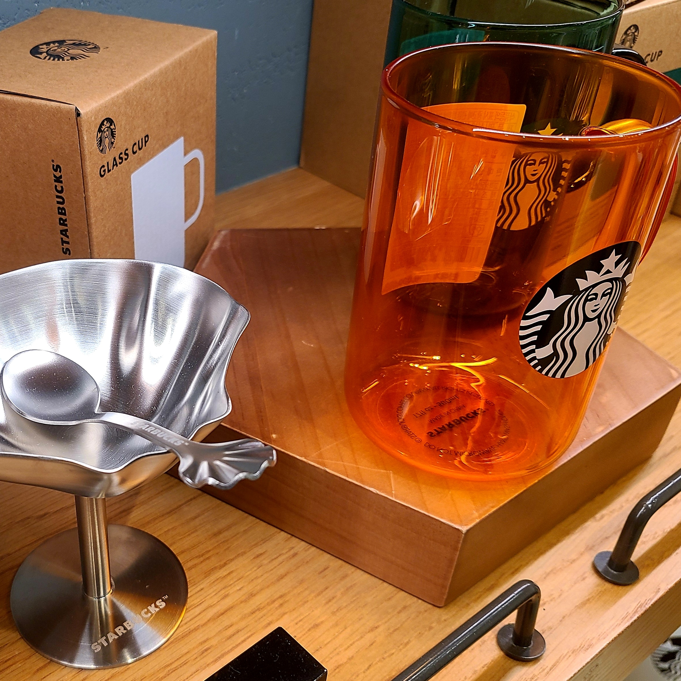 Starbucks 25 SS Summer Breeze Desert Bowl Set, Starbucks Sunset Summer Glass 500ml 착용 스타일 - 2