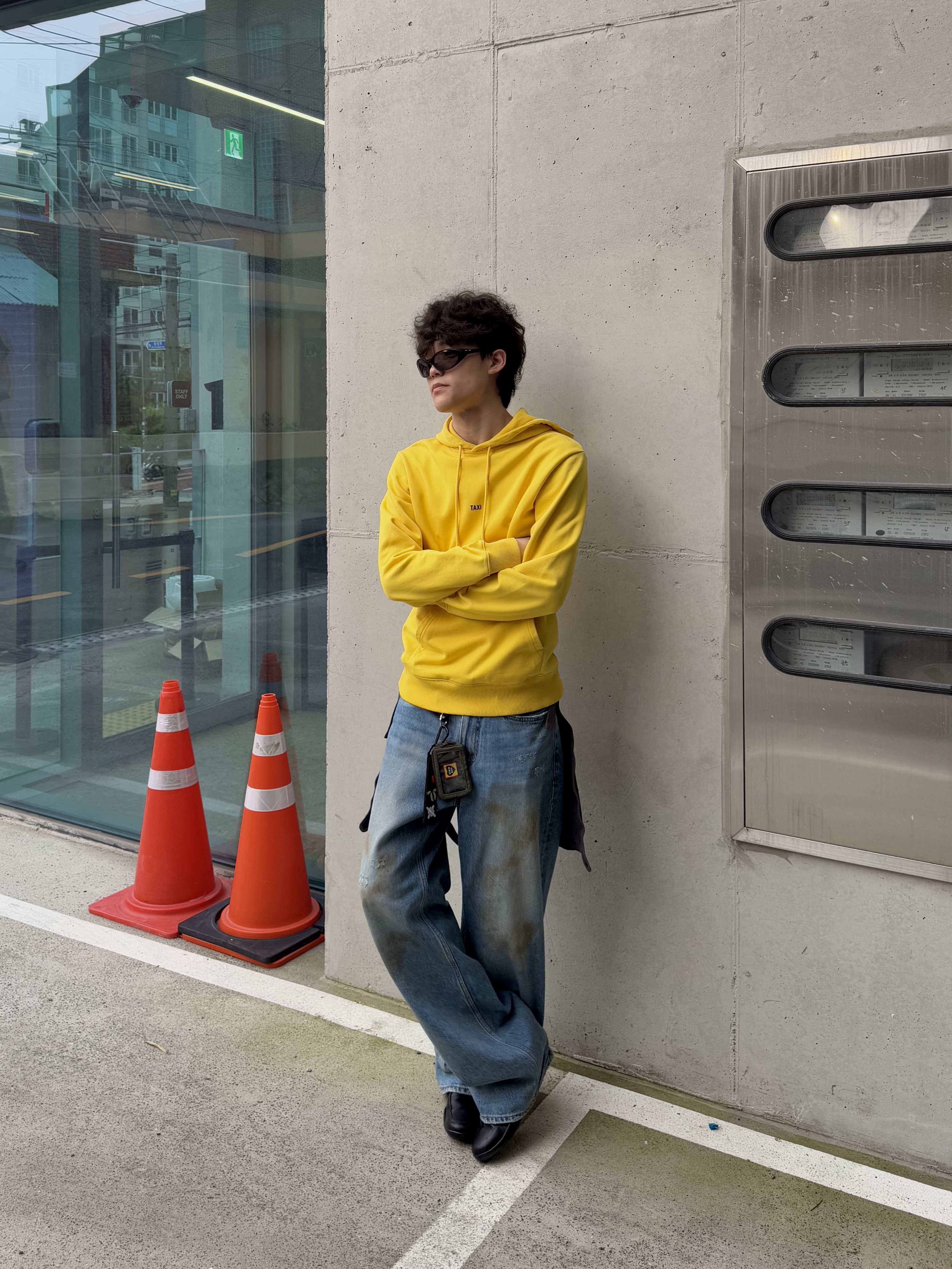 [KREAM 단독] Jian Ye Basic Unit 03 Charcoal - 24FW, Oakley Eye Jacket Redux Matte Black Frame Prizm Grey Lenses High Bridge Fit 착용 스타일 - 7