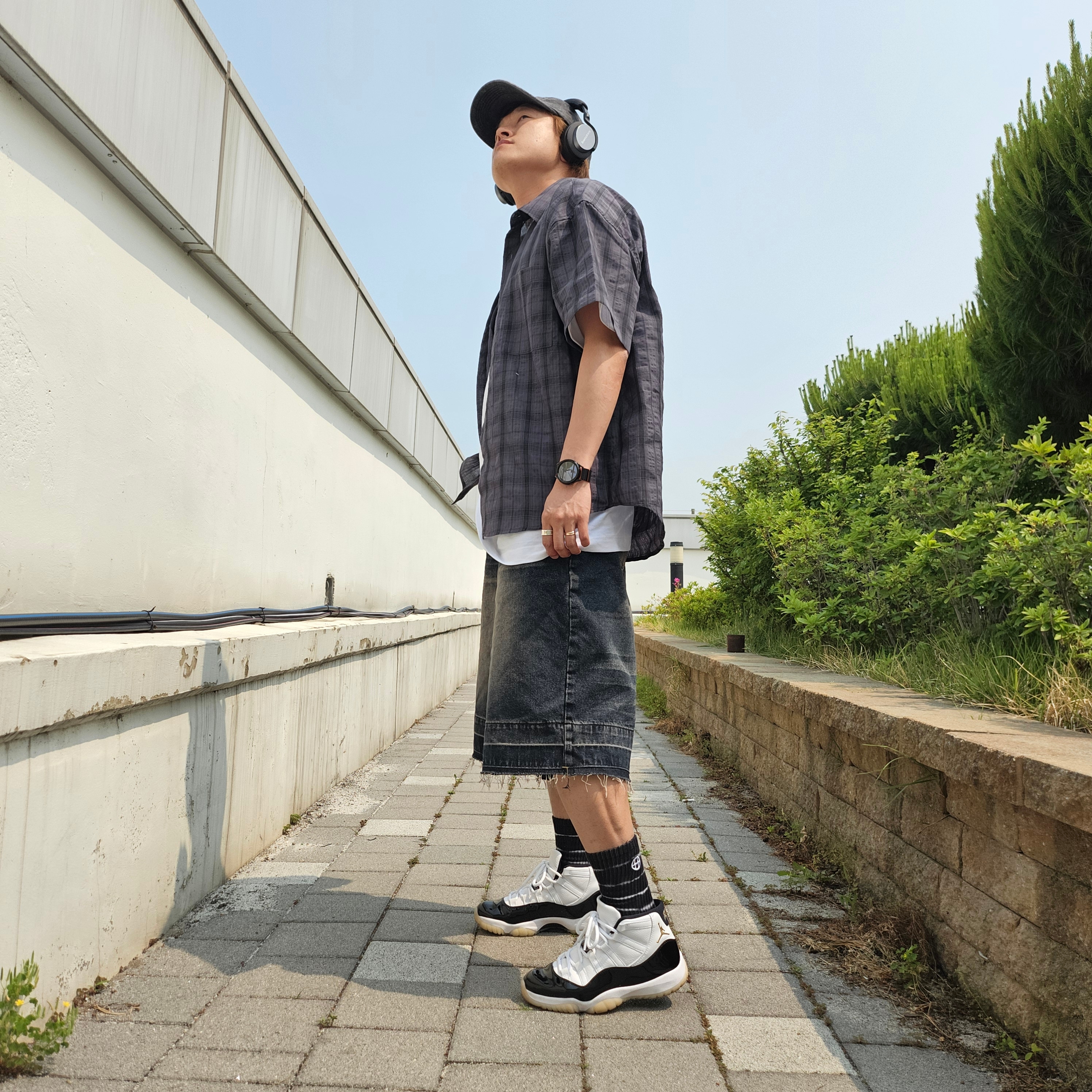 Supreme Denim Camp Cap Washed Black - 22FW, Jordan 11 Retro Gratitude 착용 스타일 - 2