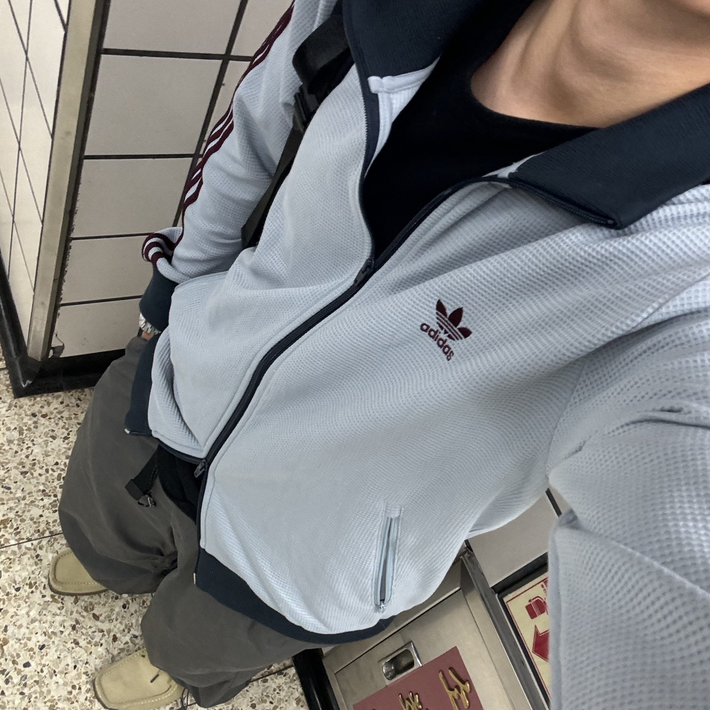 Adidas Originals Track Top Light Grey - KR Sizing 착용 스타일
