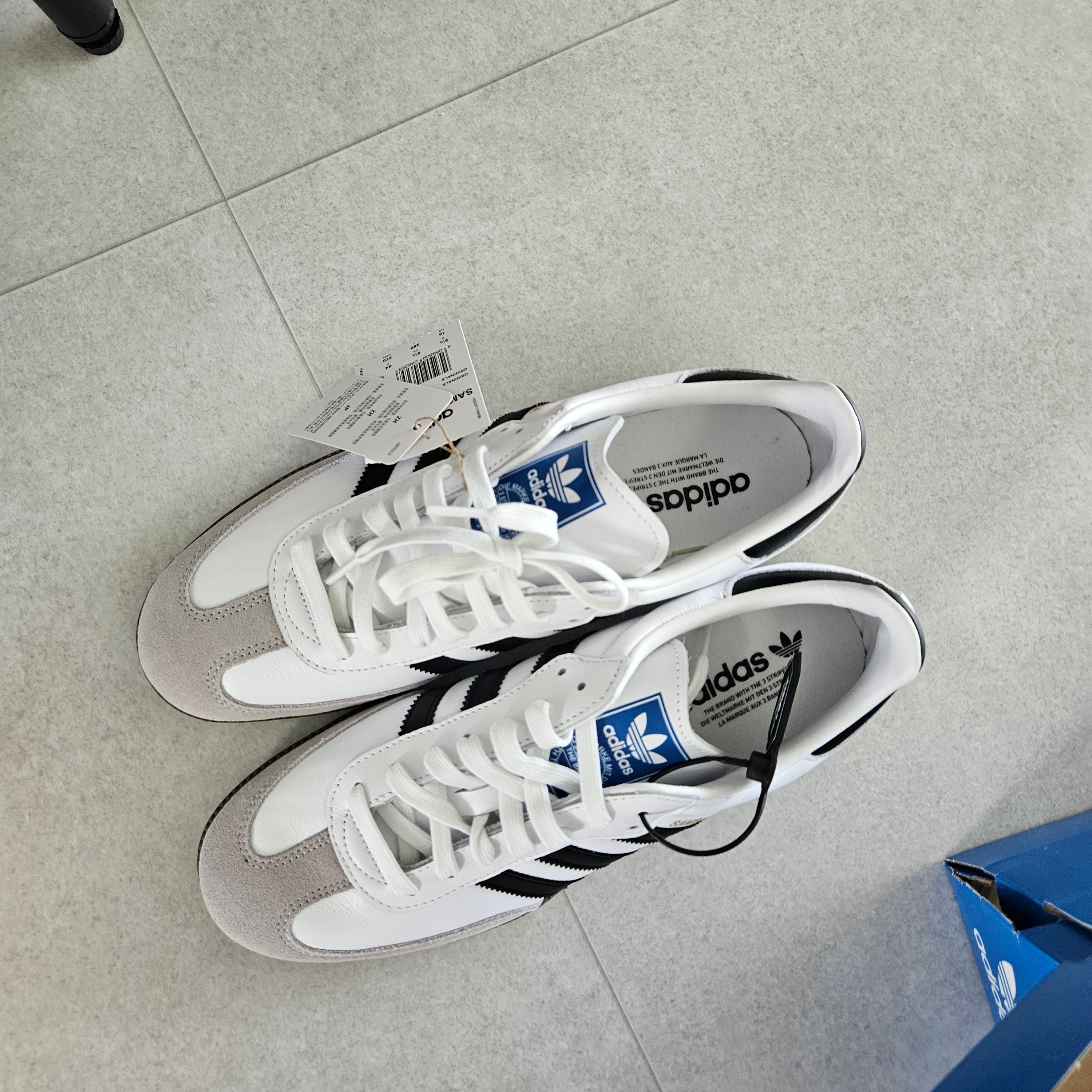 Adidas Samba OG Cloud White 착용 스타일