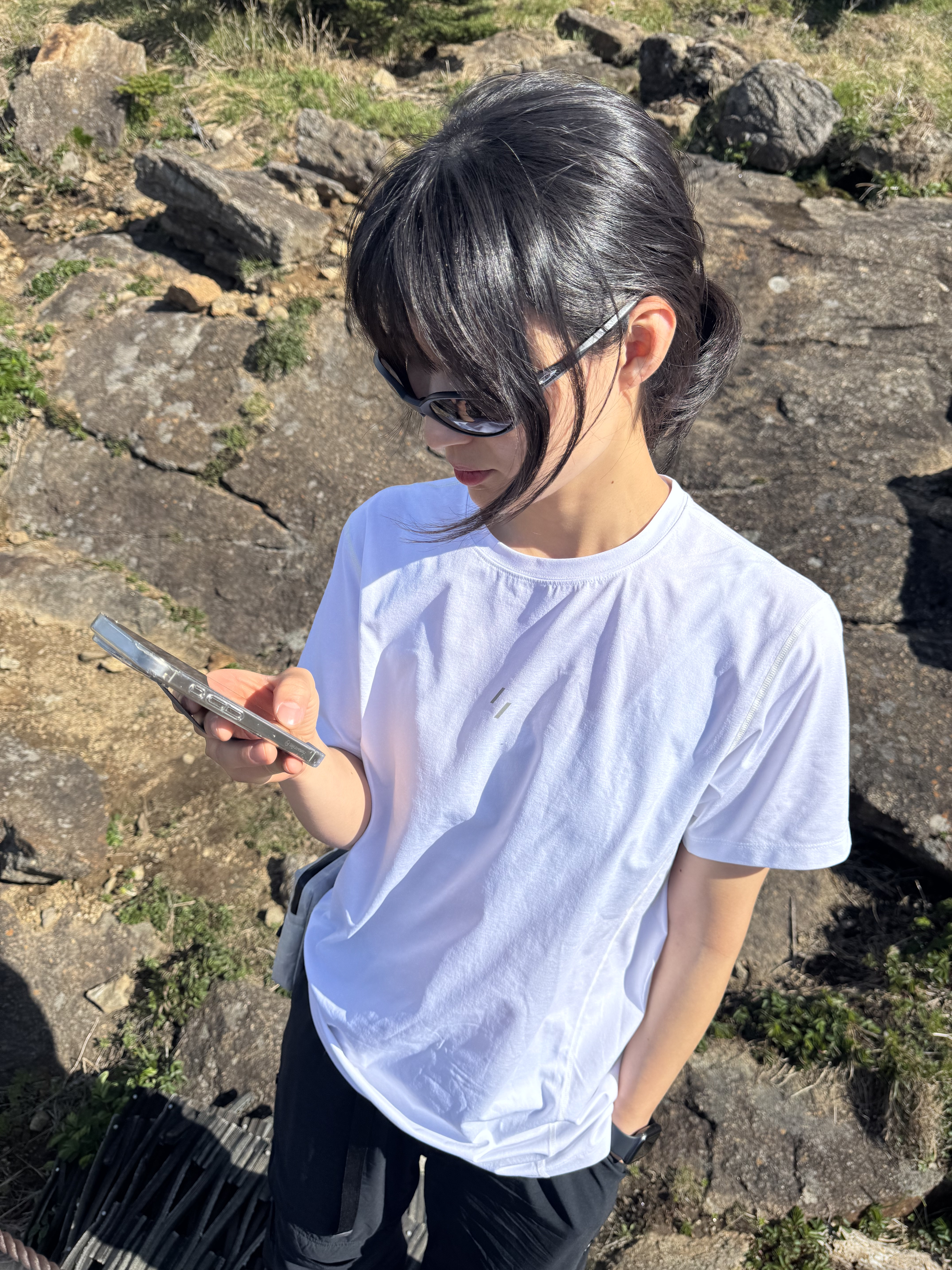 Welter Experiment Brisa Raglan T-Shirt White 착용 스타일 - 1