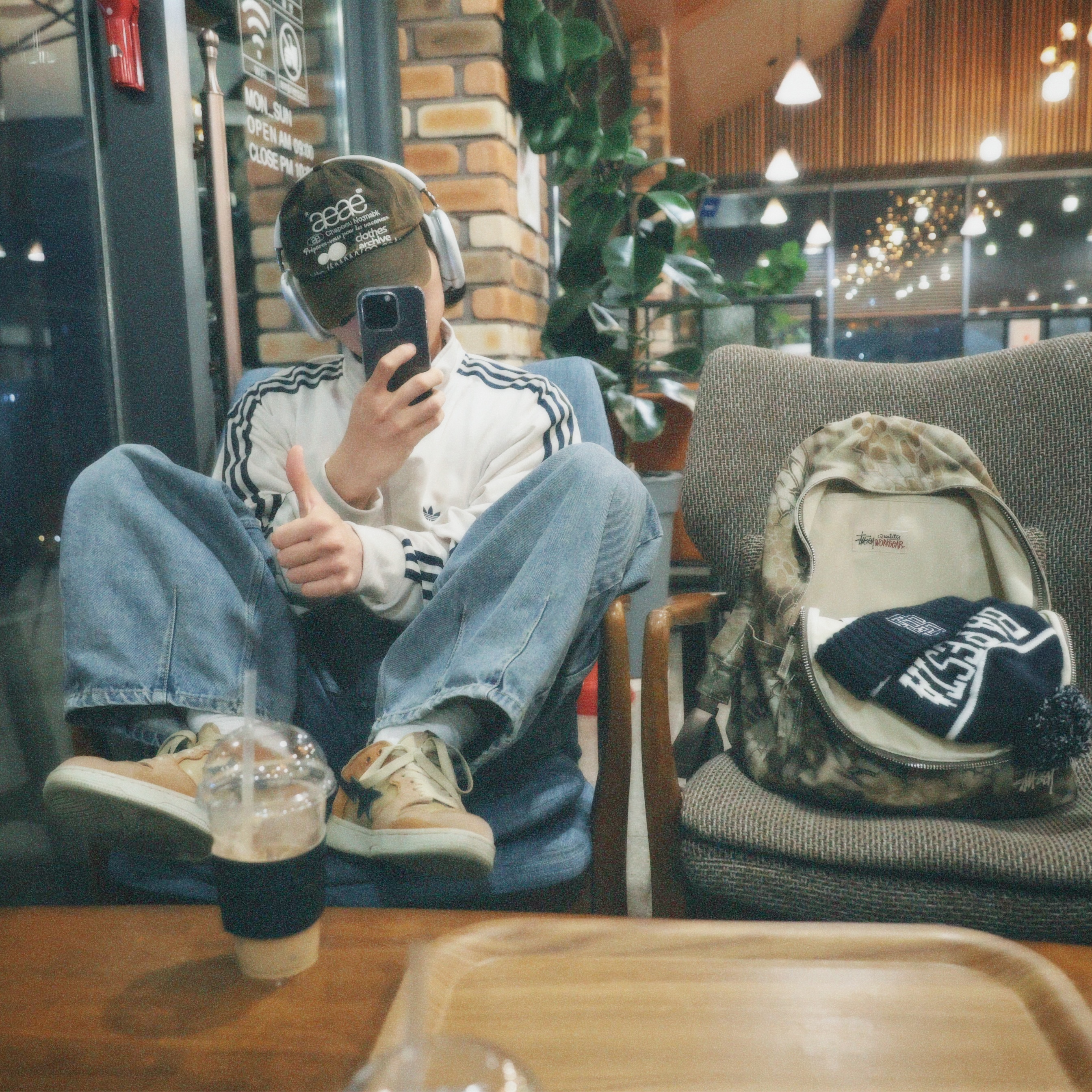 AEAE Web Logo Damaged Cap Dark Brown, Adidas Originals Beckenbauer Track Top Bliss - KR Sizing 착용 스타일 - 1