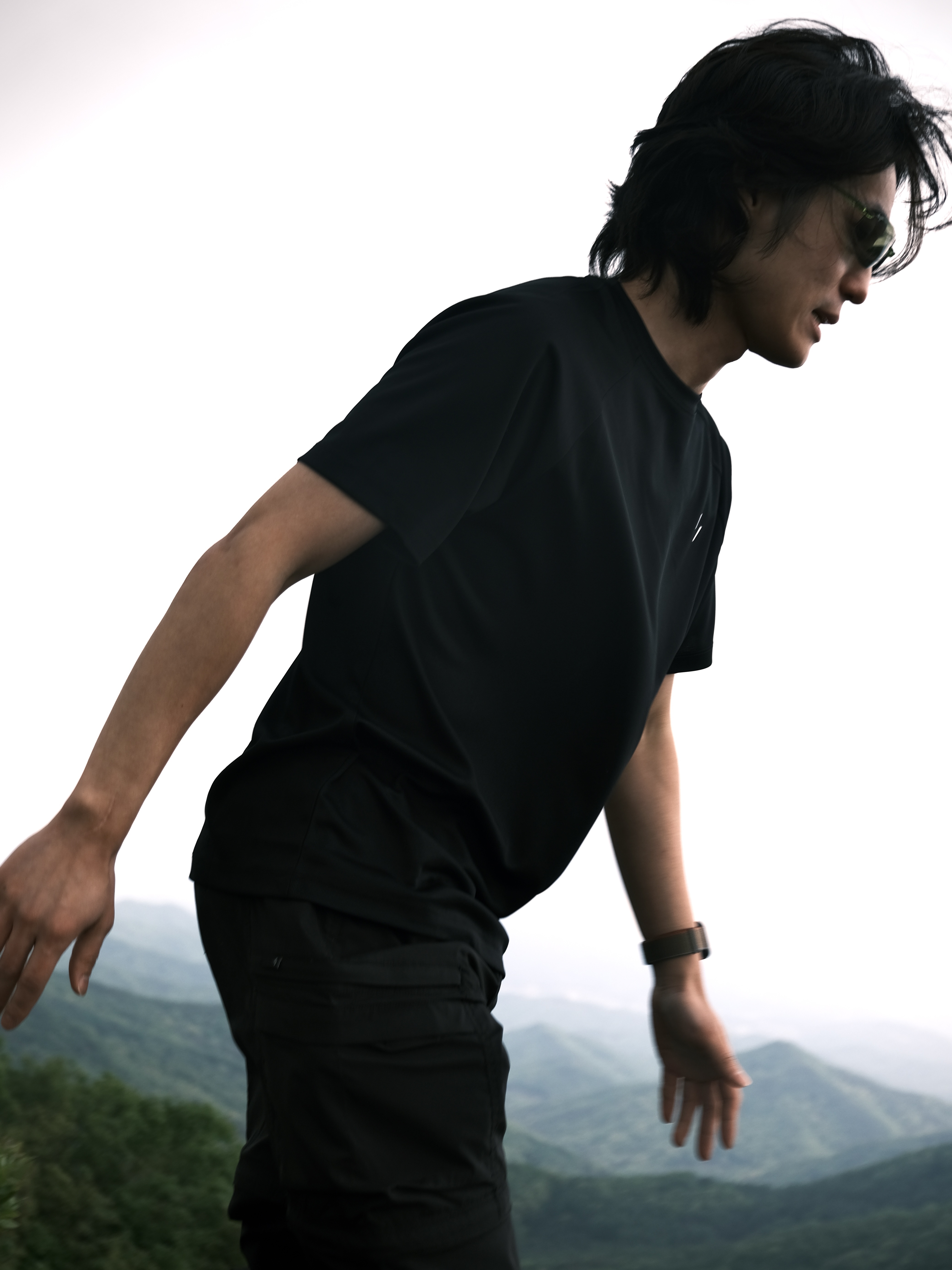 Welter Experiment Brisa Raglan T-Shirt Black 착용 스타일 - 3