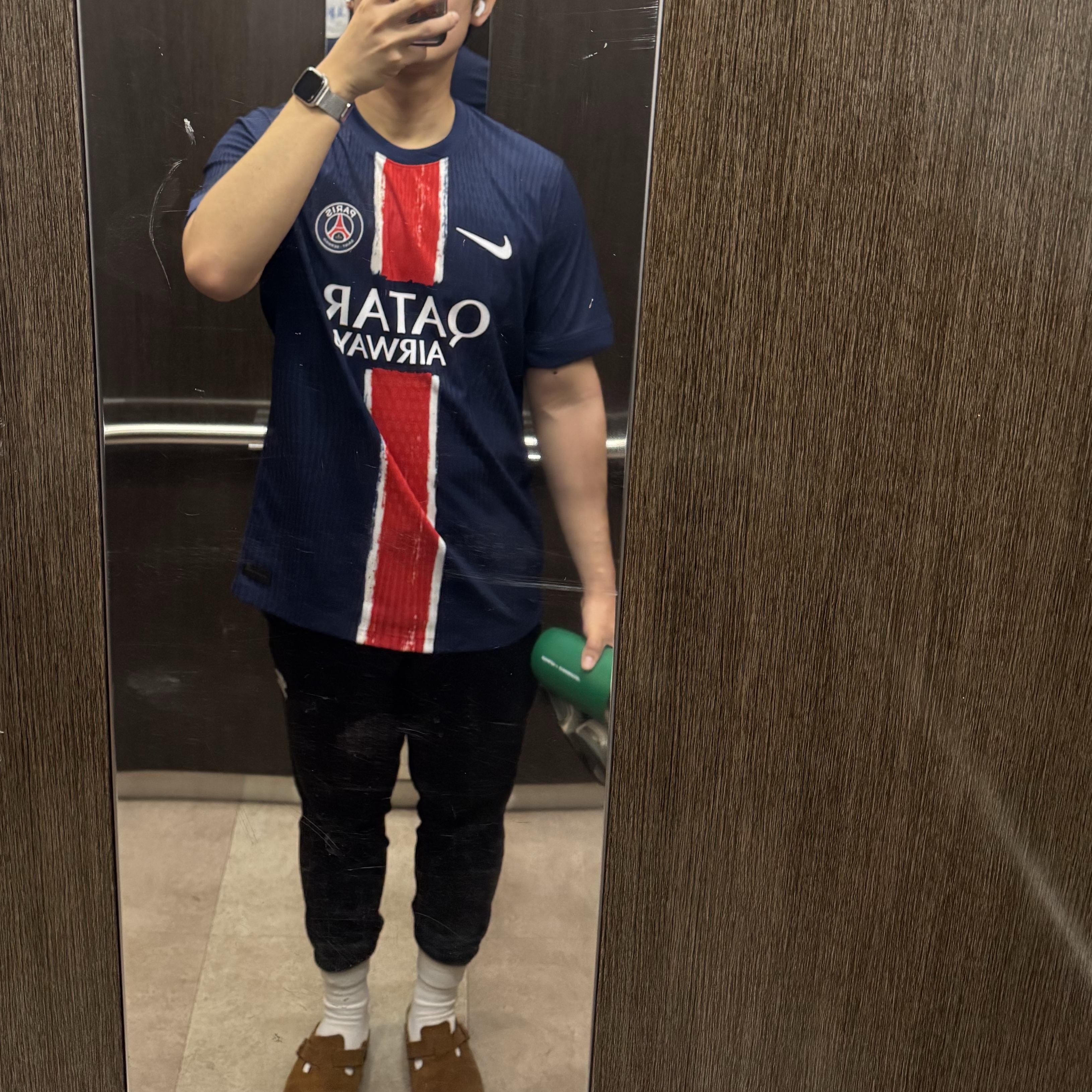 Over The Pitch 20242025 PSG Home Stadium Shirt, Birkenstock Boston Soft Footbed Mink - Regular 착용 스타일 - 2