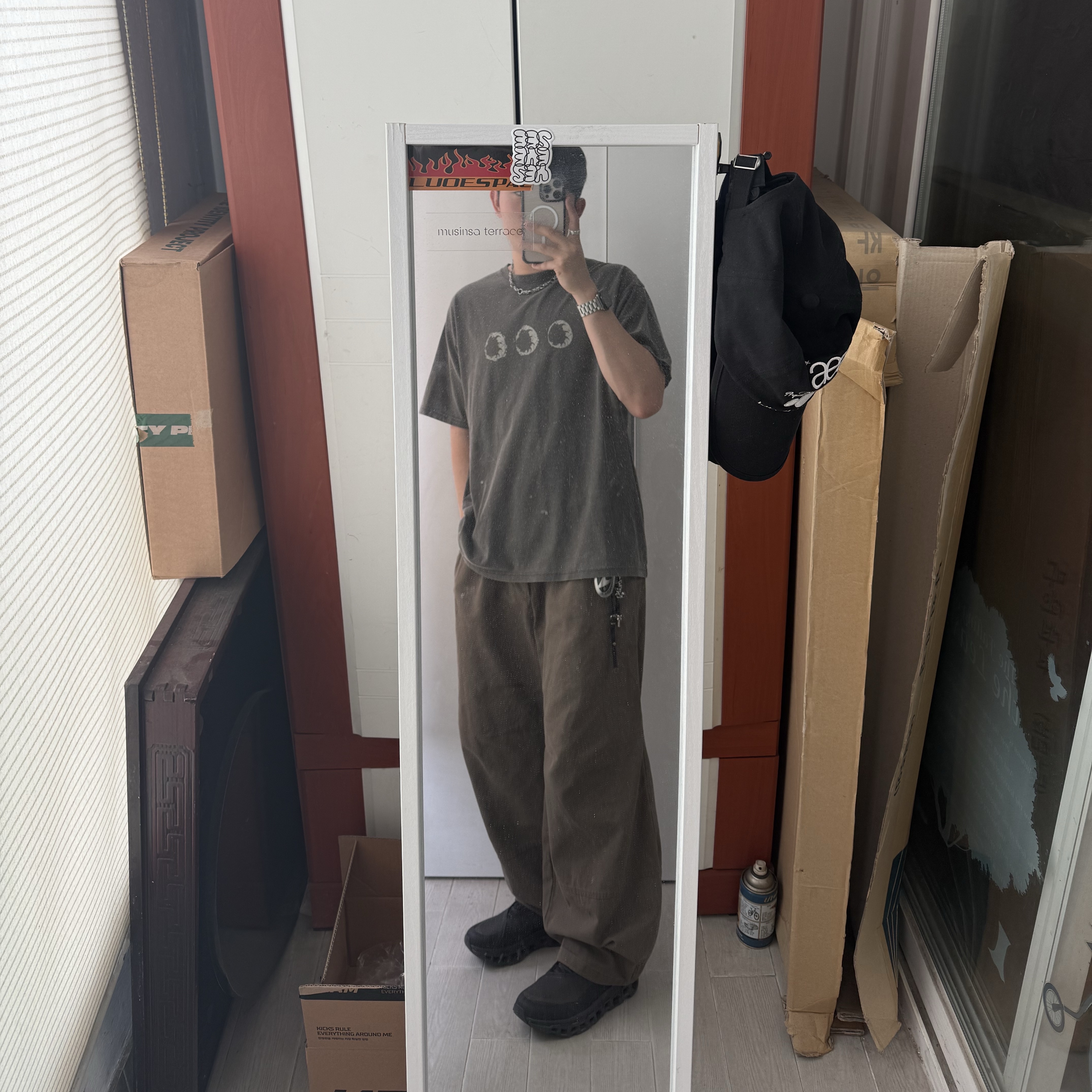 On Running x Post Archive Faction (Paf) Cloudmonster 2 Thorn Brown 착용 스타일 - 1