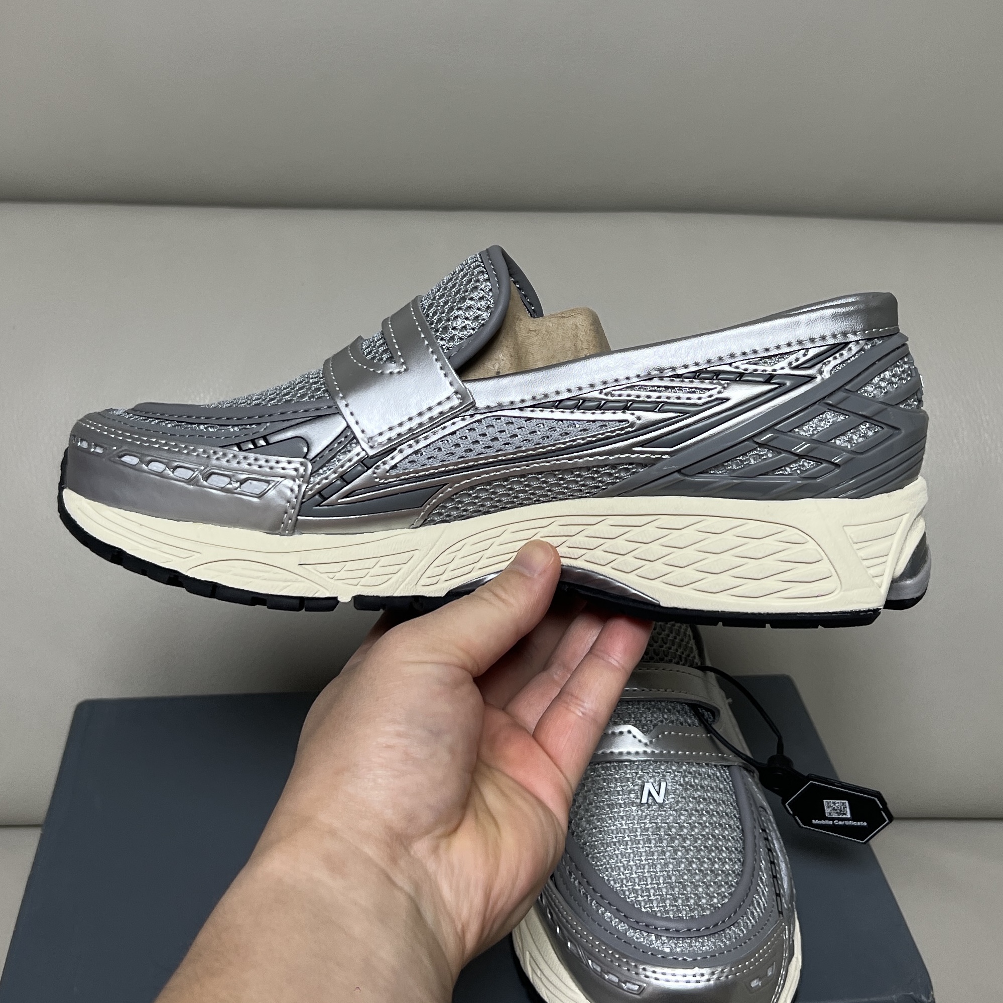 New Balance 1906L Grey Silver 착용 스타일 - 4