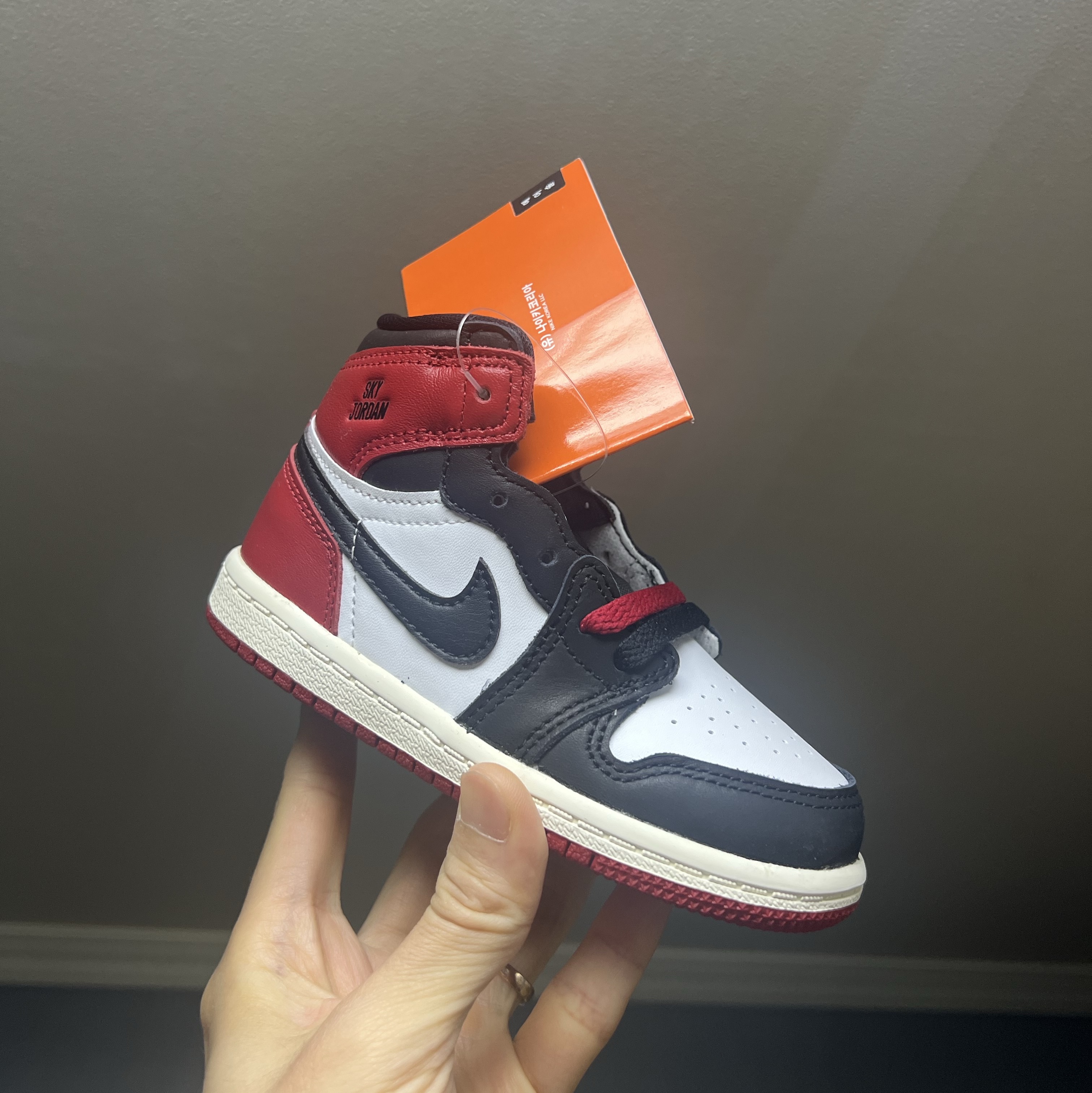 (TD) Jordan 1 Retro High OG Black Toe 착용 스타일