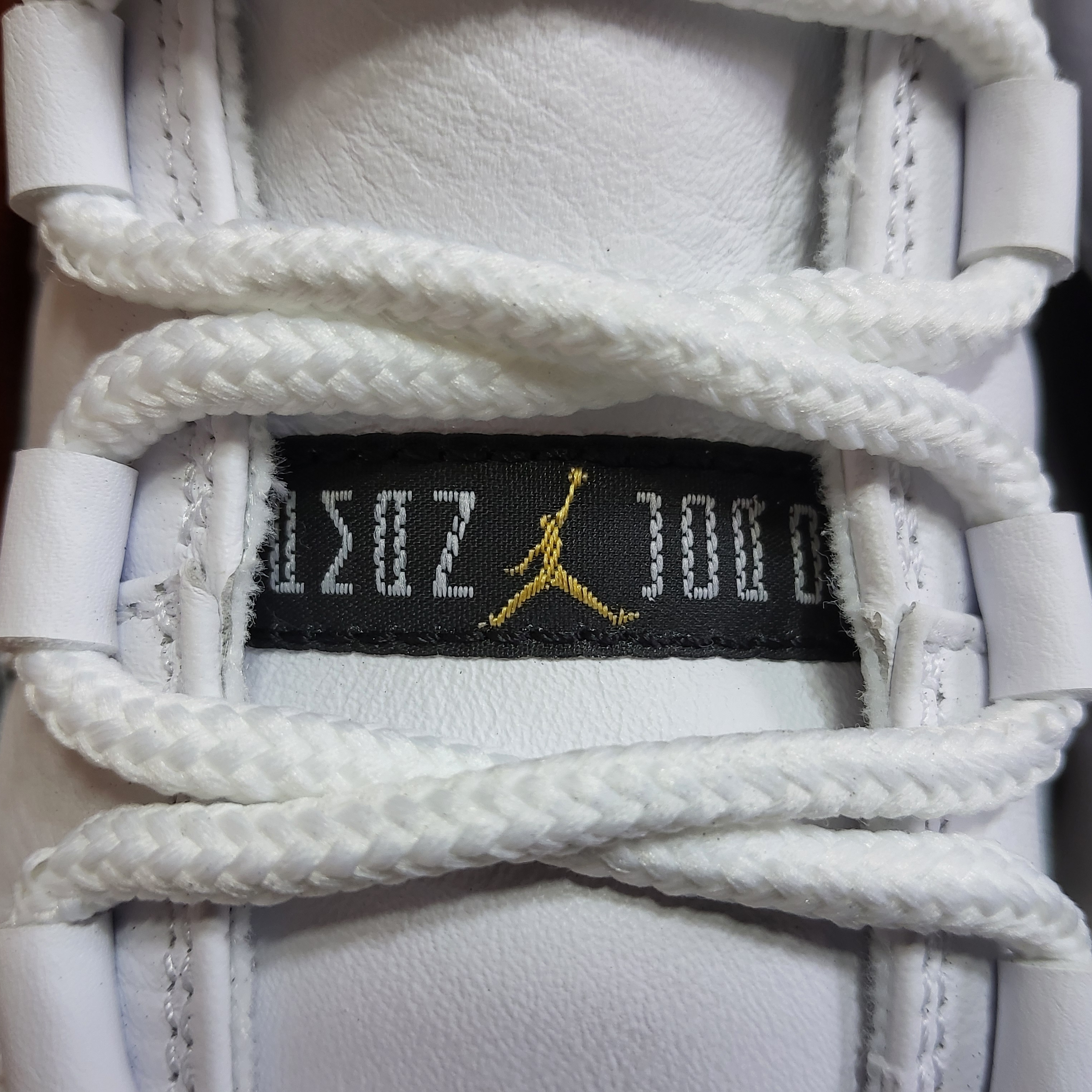 Jordan 11 Retro Gratitude 착용 스타일 - 3