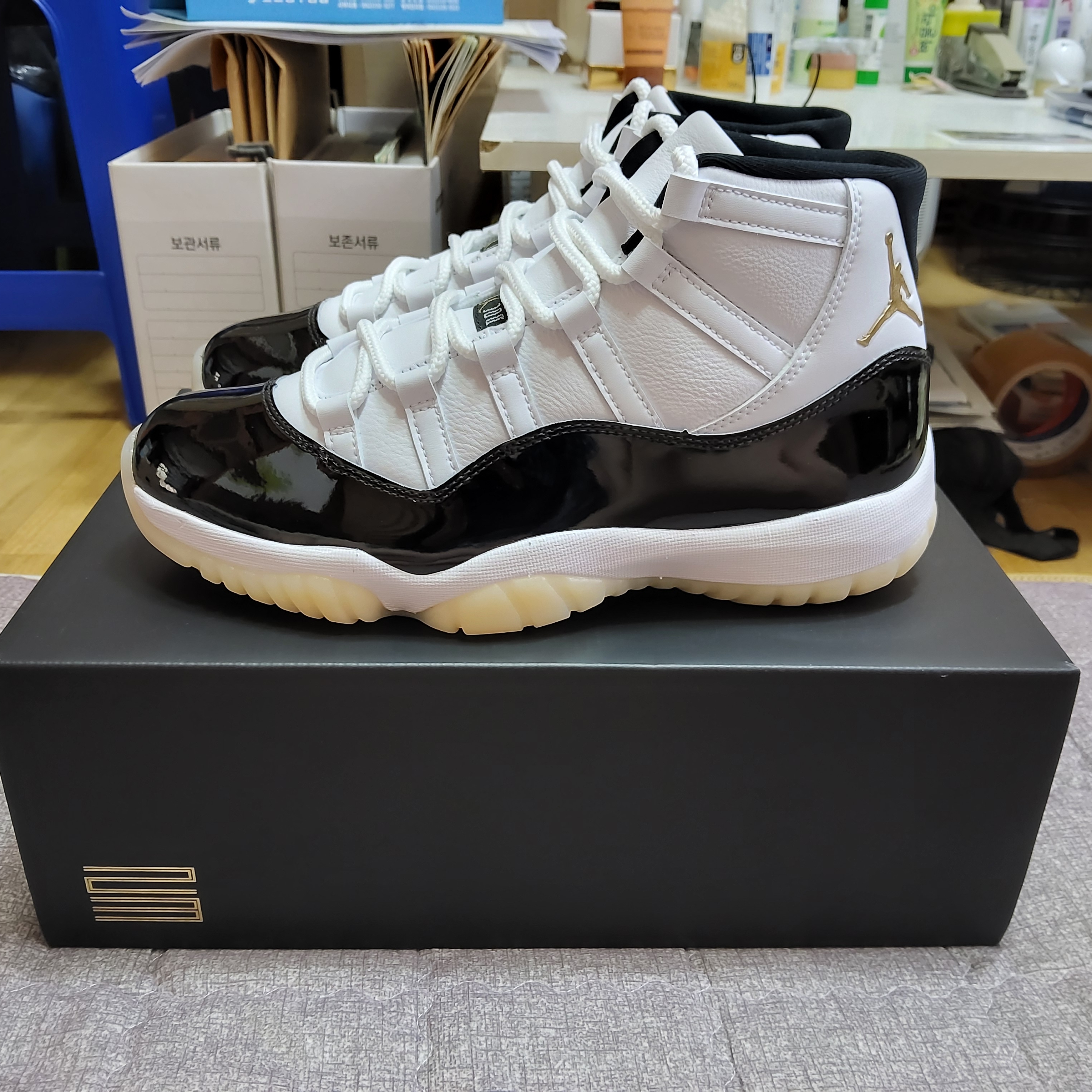 Jordan 11 Retro Gratitude 착용 스타일 - 1