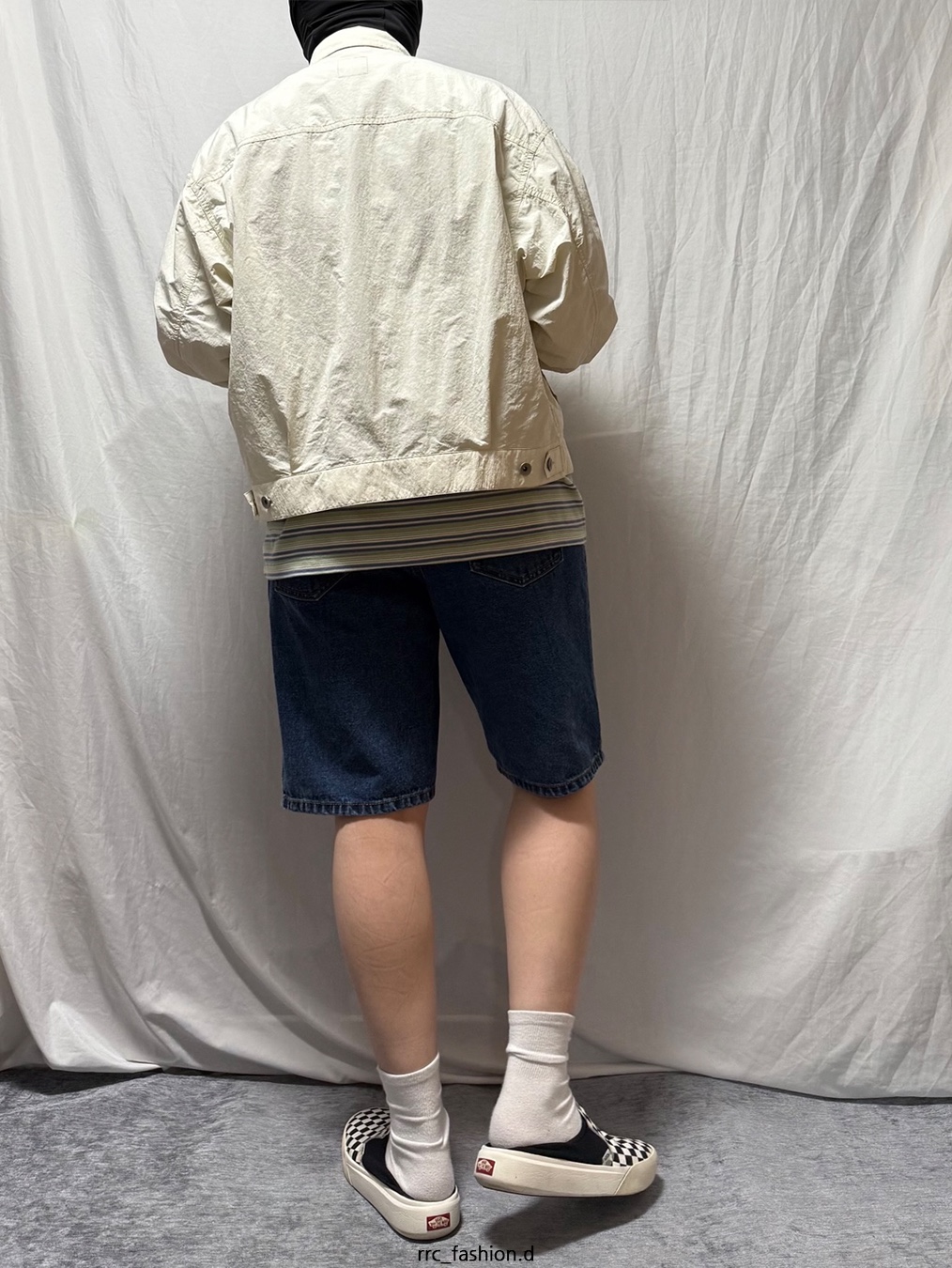Vans Checkerboard Comfycush One Black, [SS24] moif Trucker Blouson Ecru 착용 스타일 - 2