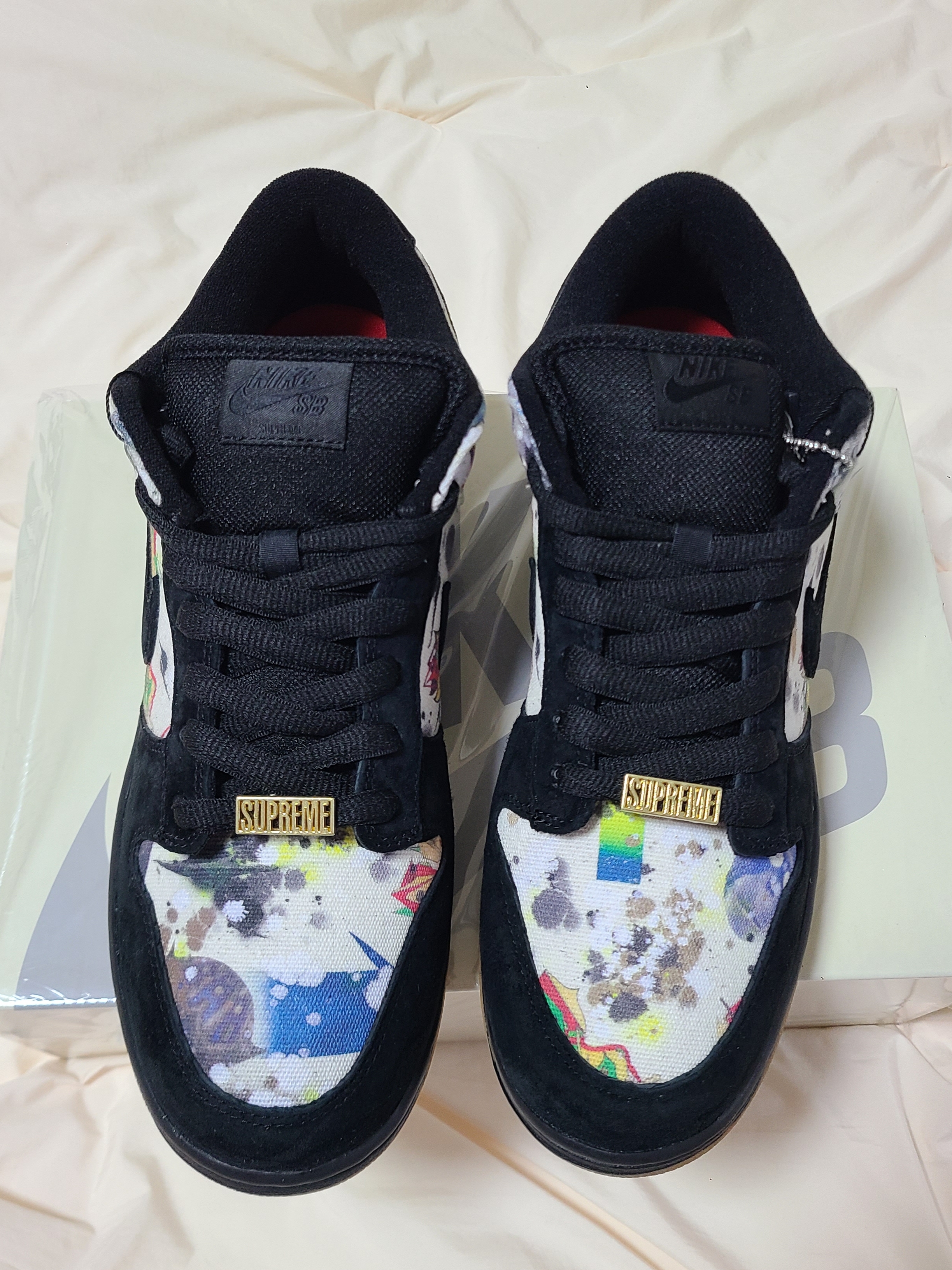 Nike x Supreme SB Dunk Low QS Rammellzee Black 착용 스타일 - 1