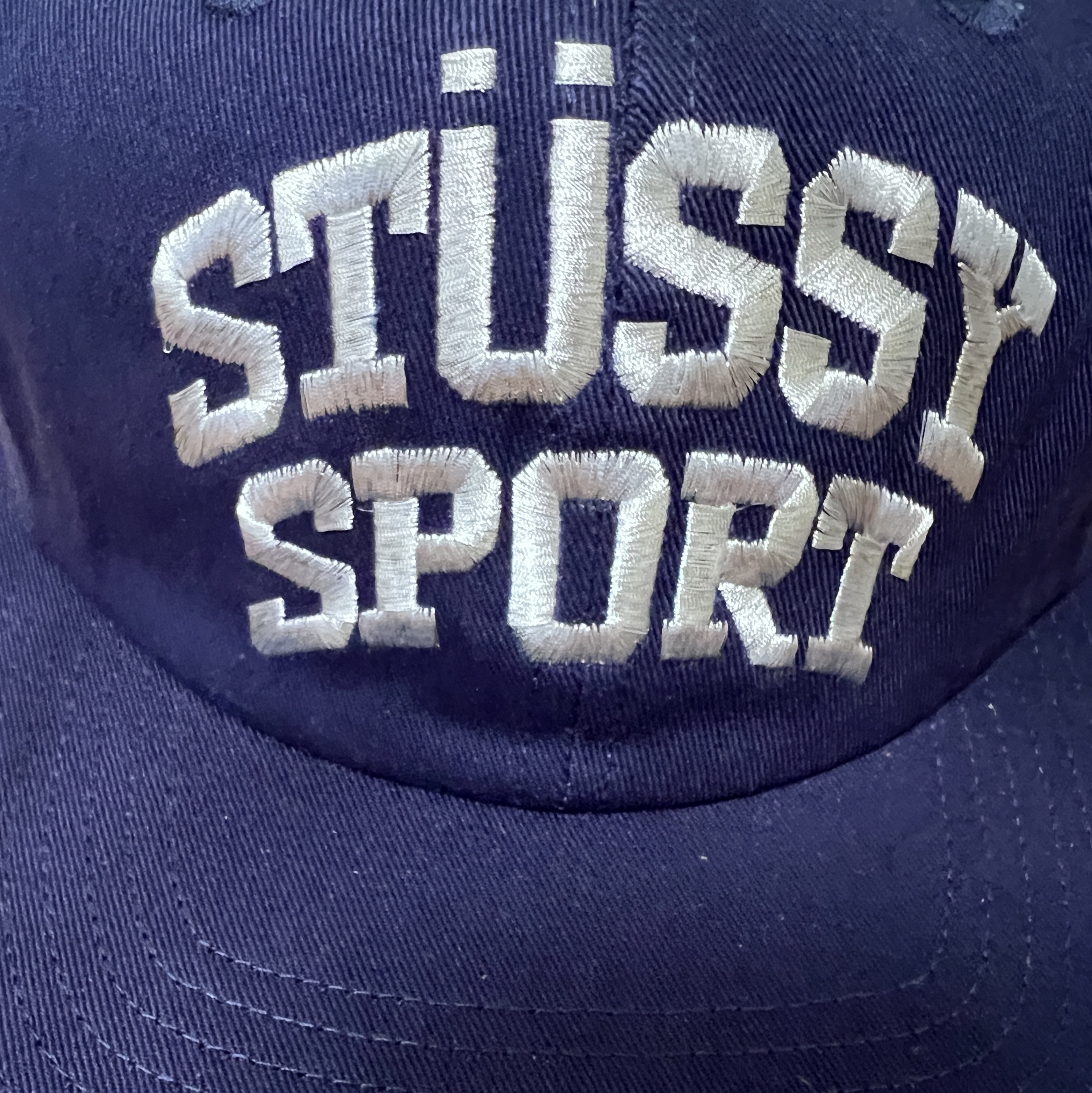 Stussy Mid-Depth Sport Snapback Navy 착용 스타일