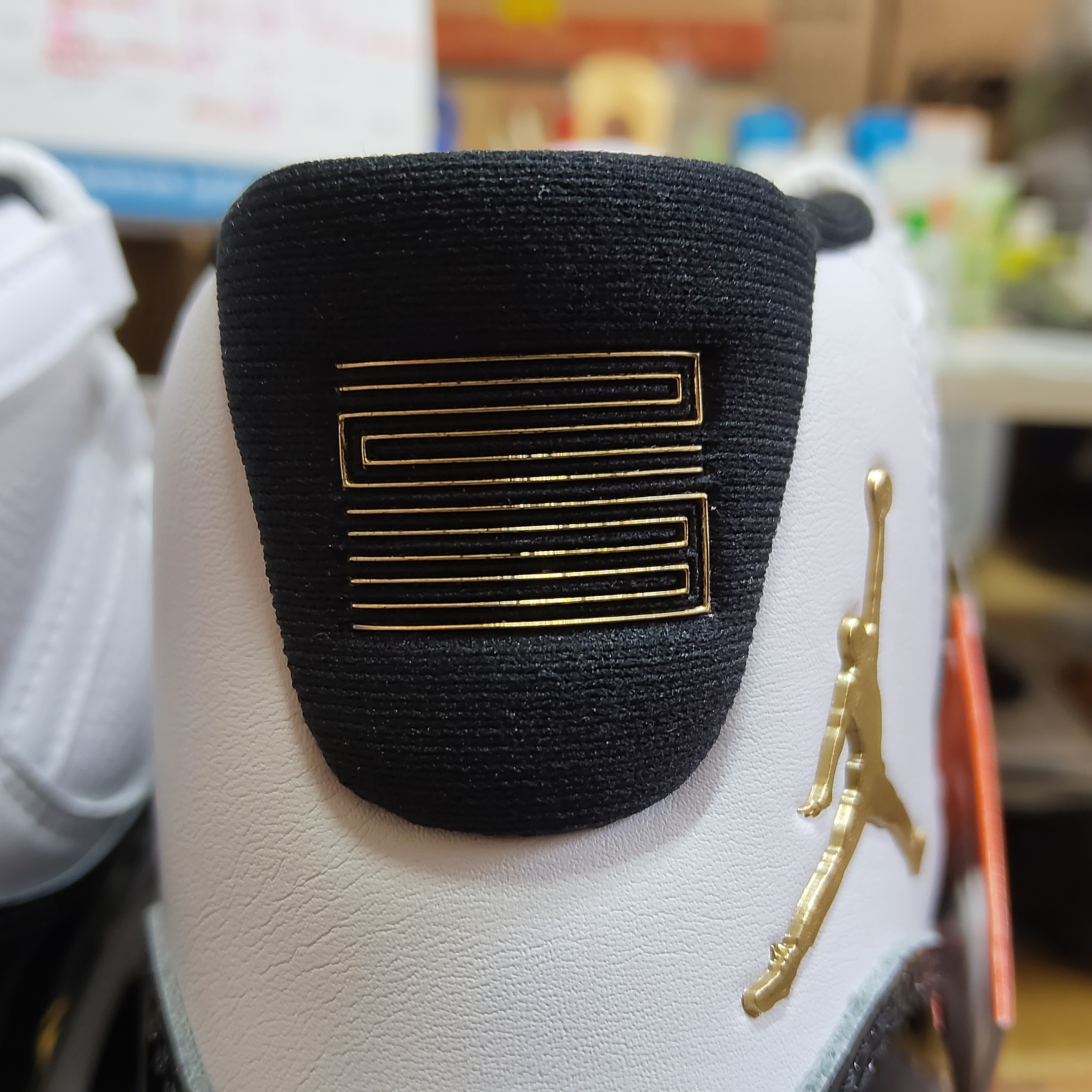 Jordan 11 Retro Gratitude 착용 스타일 - 5