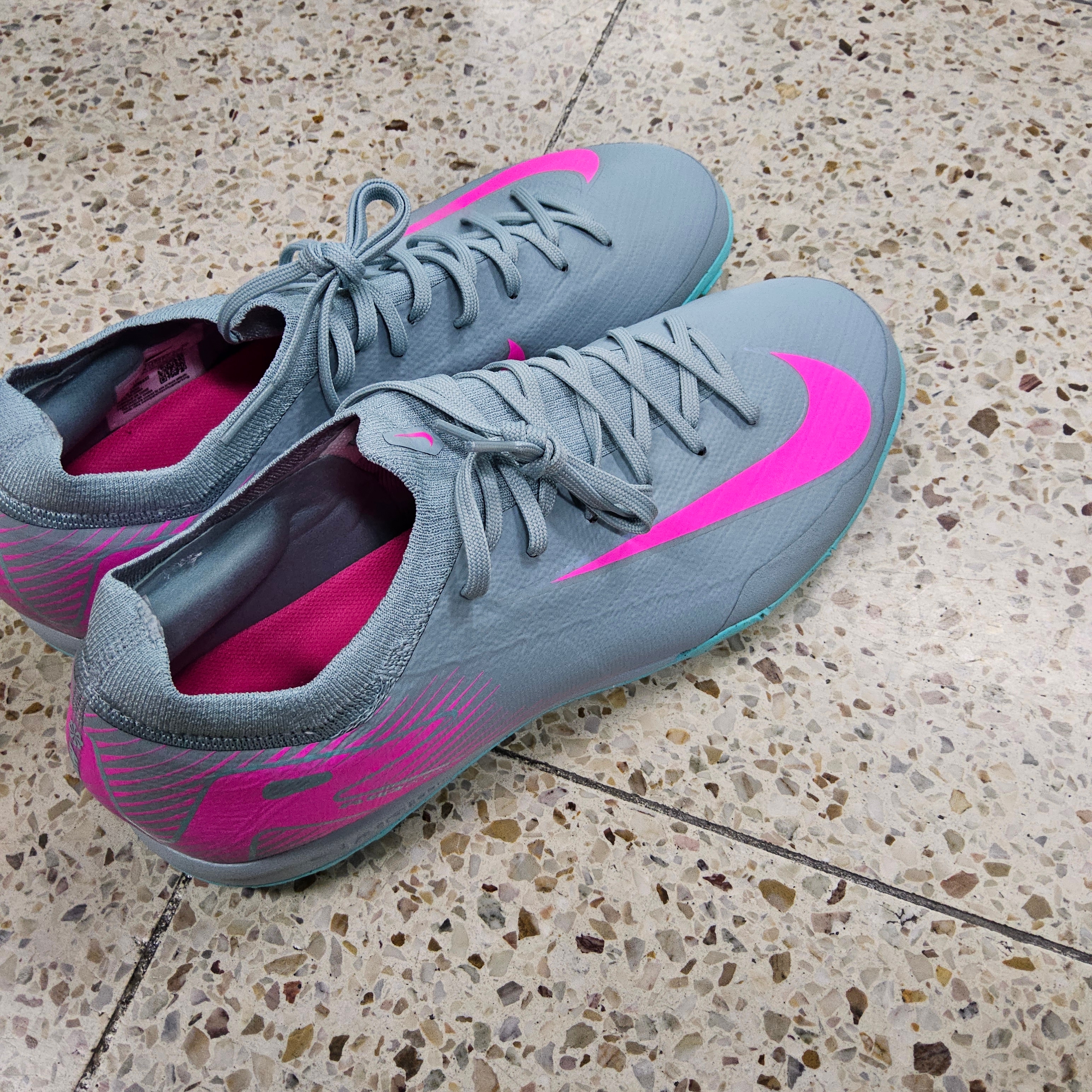 Nike Zoom Mercurial Vapor 16 Pro TF Ocean Cube Pink Blast 착용 스타일