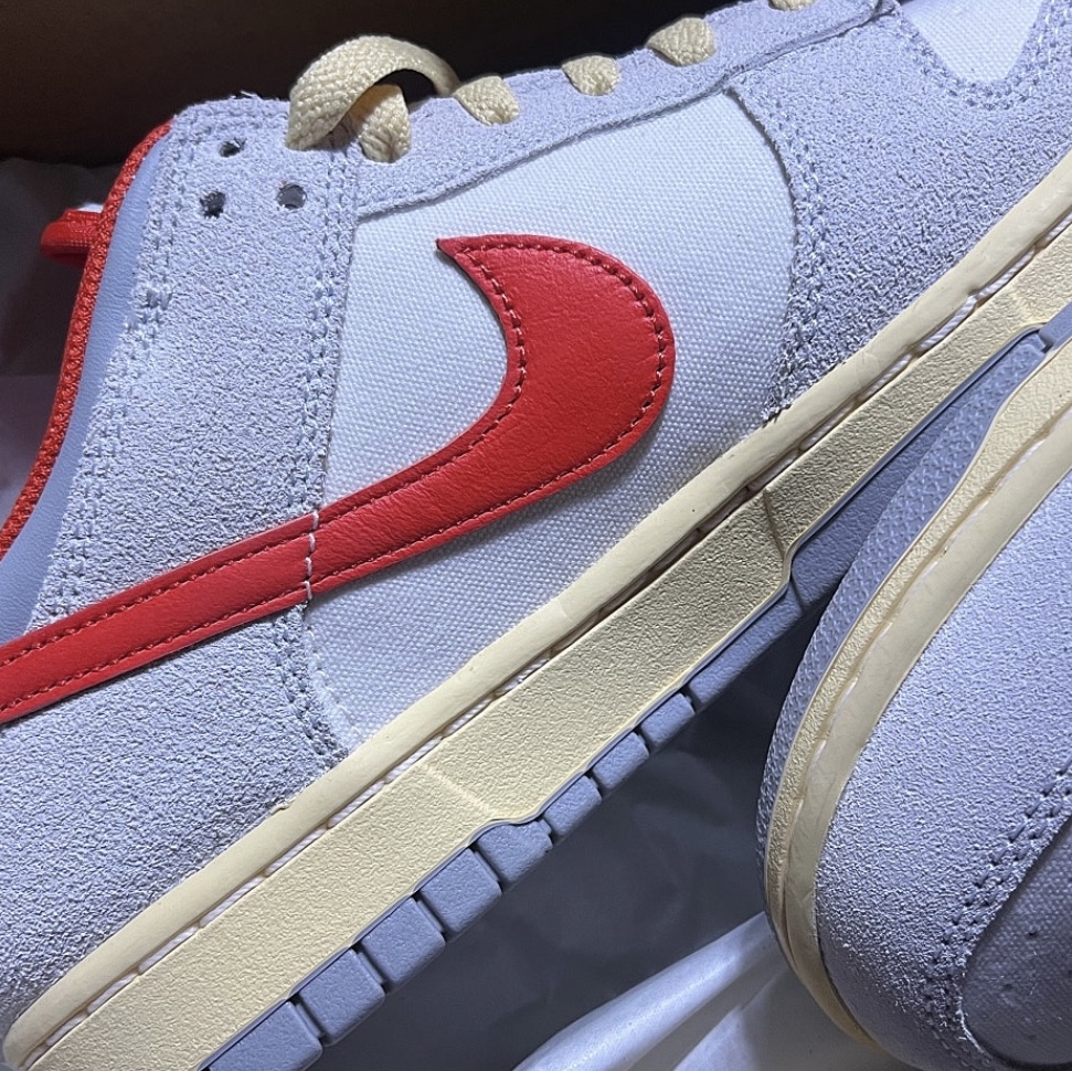 Nike Dunk Low Sail Picante Red 착용 스타일