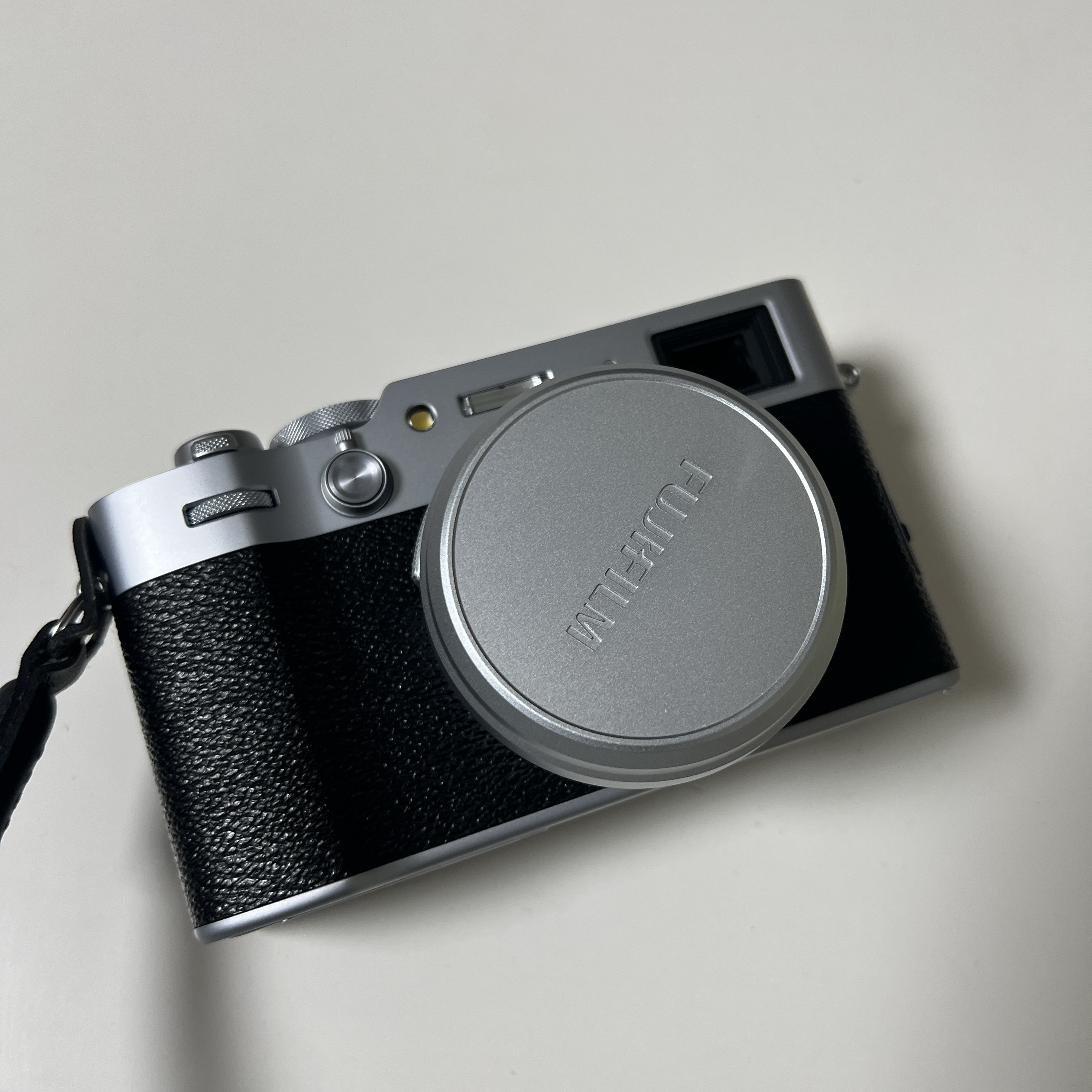 Fujifilm X100VI Silver (Korean Ver.) 착용 스타일