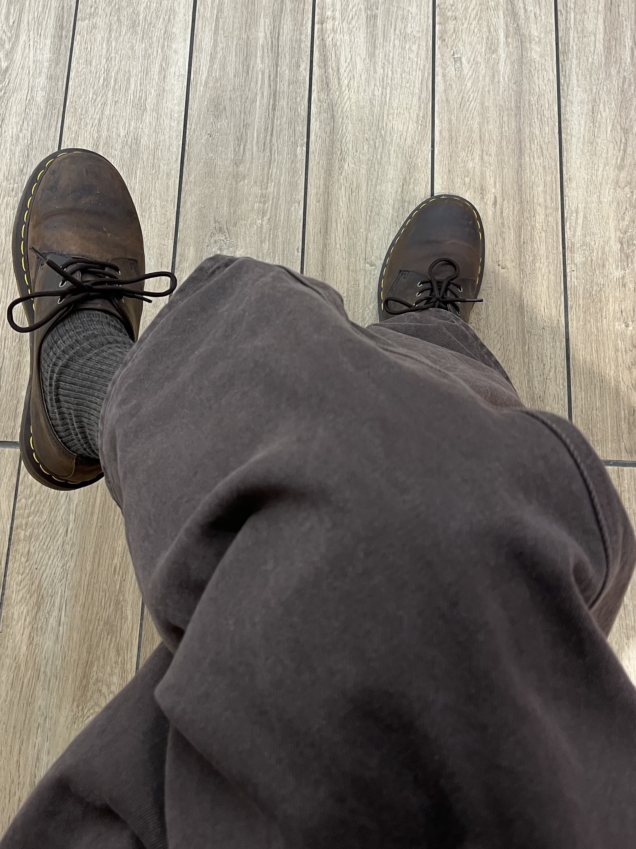 Dr. Martens 1461 Crazy Horse Dark Brown 착용 스타일