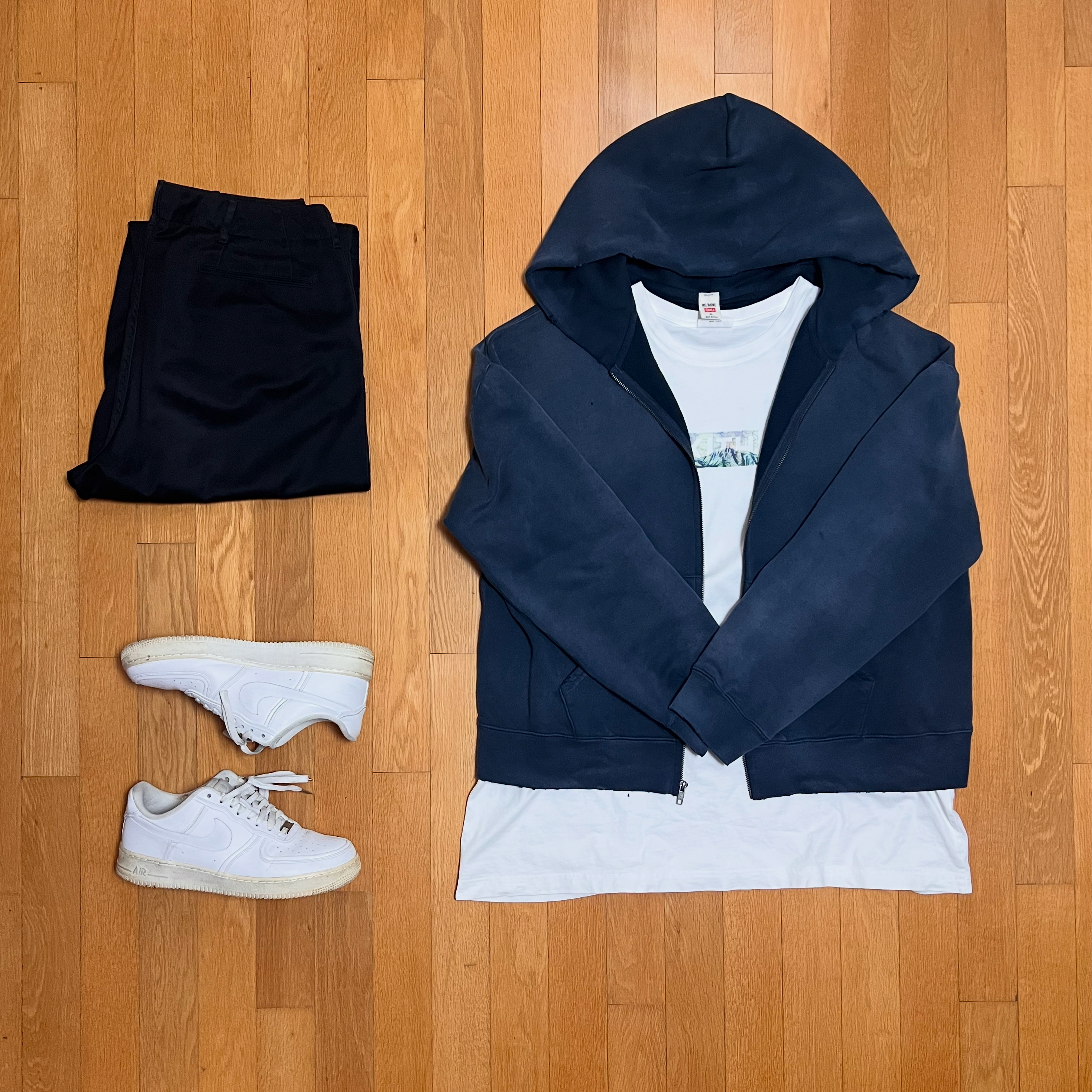 Kith x Columbia Lake Tahoe Classic Logo T-Shirt White, Nanamica Wide Chino Pants Navy 착용 스타일