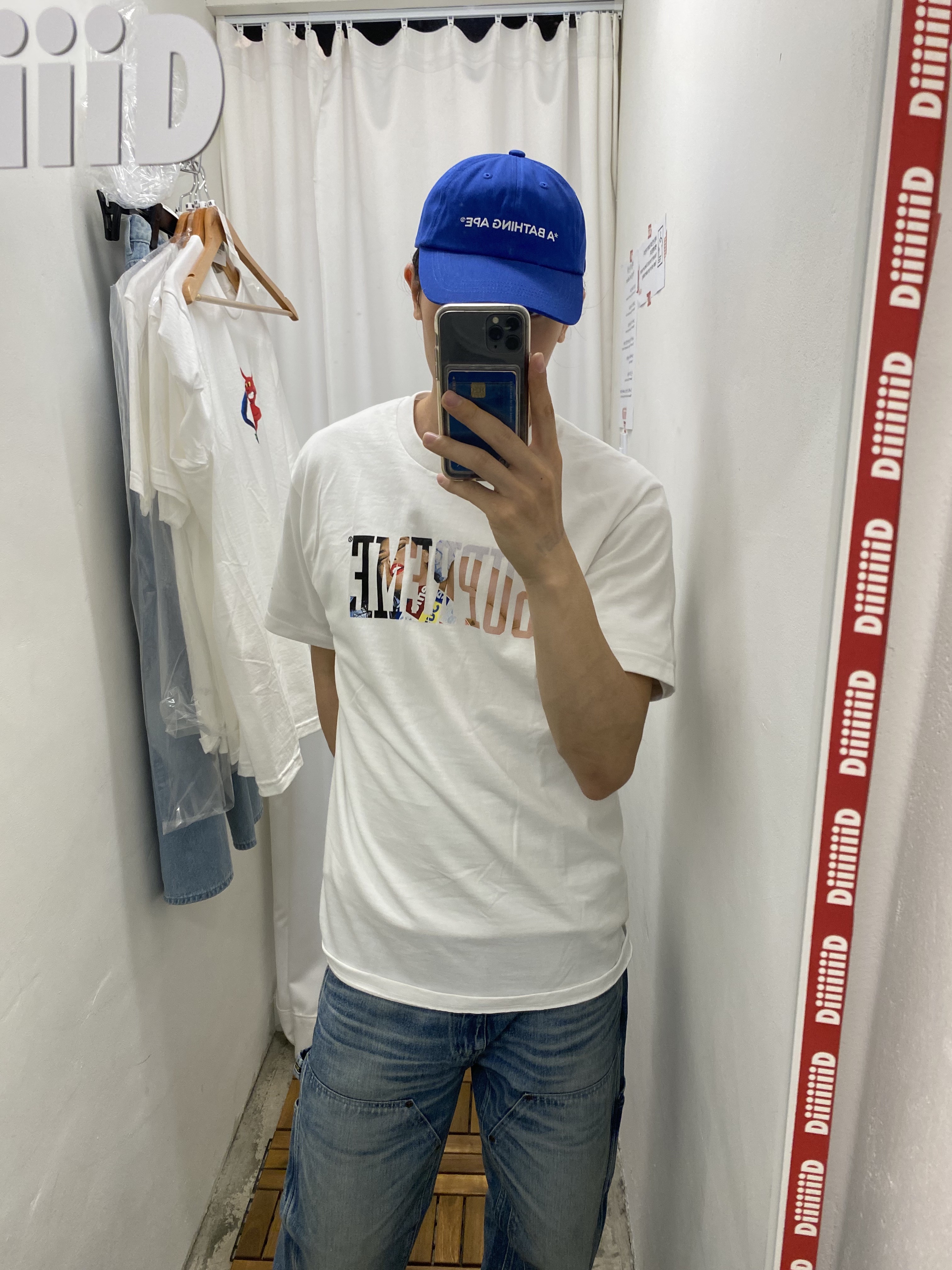Supreme Worn Double Knee Painter Pants Denim - 25SS, Supreme Business T-Shirt White - 23SS 착용 스타일 - 4