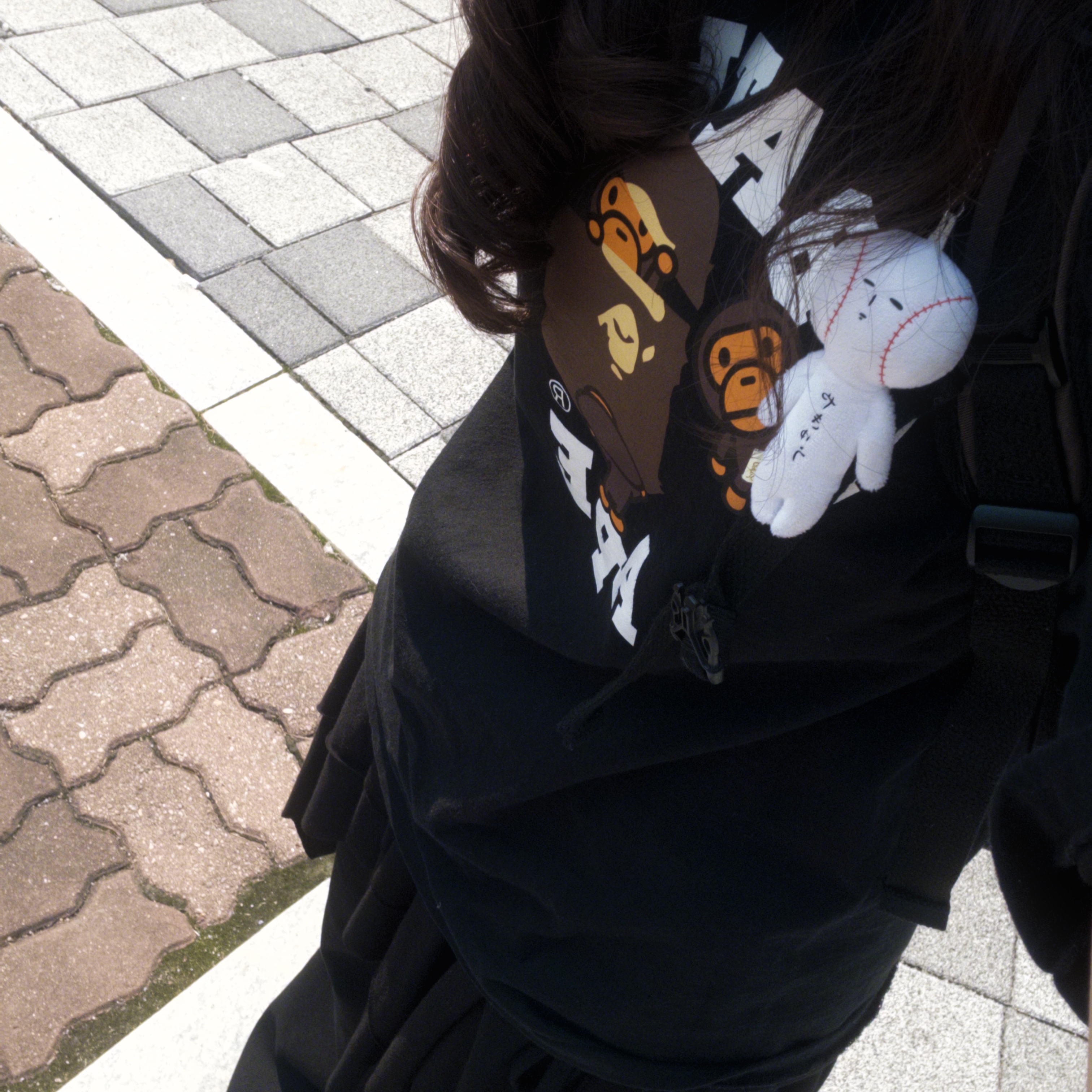 BAPE College Milo T-Shirt Navy Blue 착용 스타일 - 2