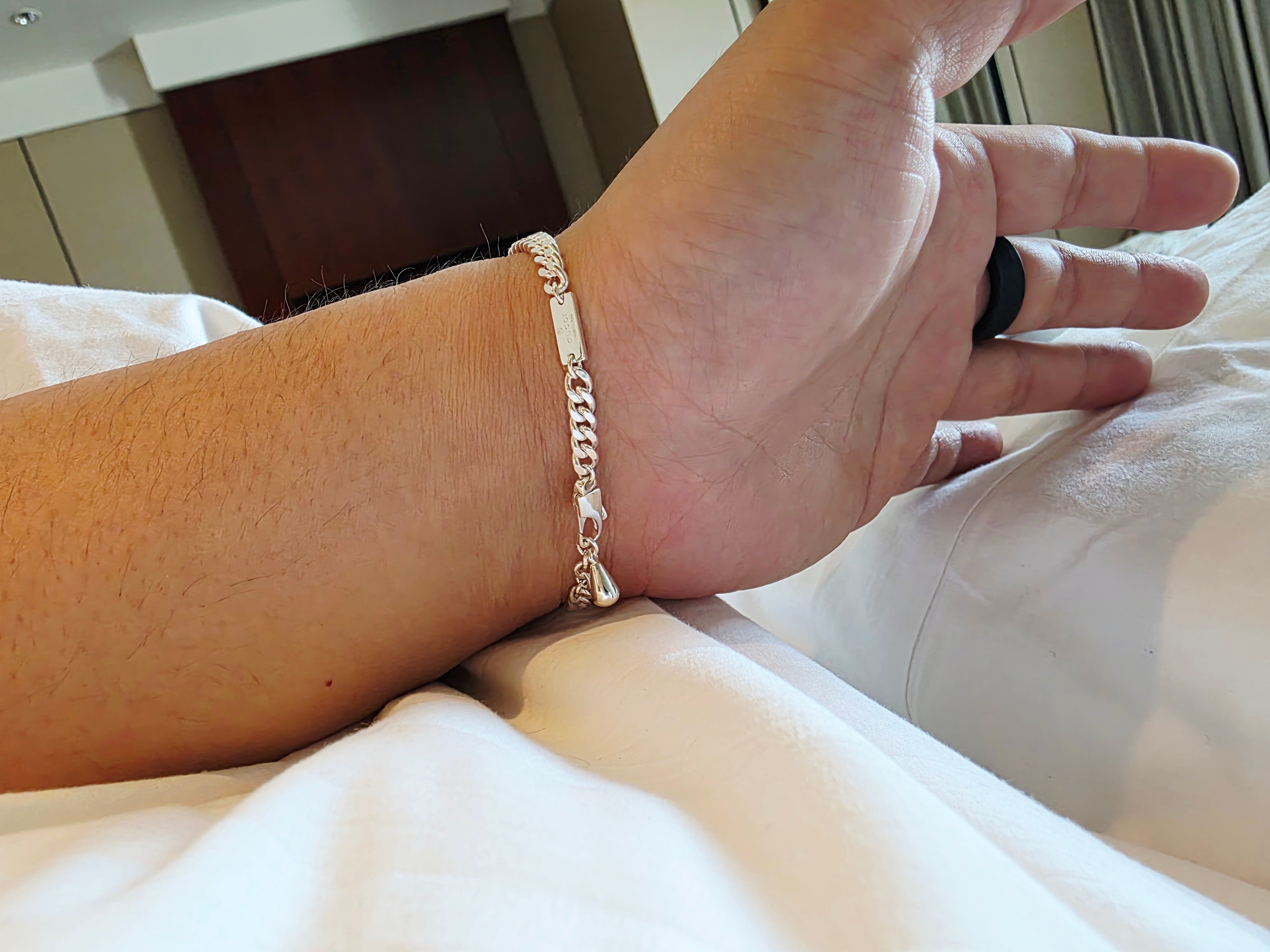 Gucci GG Marmont Chain Bracelet 925 Sterling Silver 착용 스타일 - 2