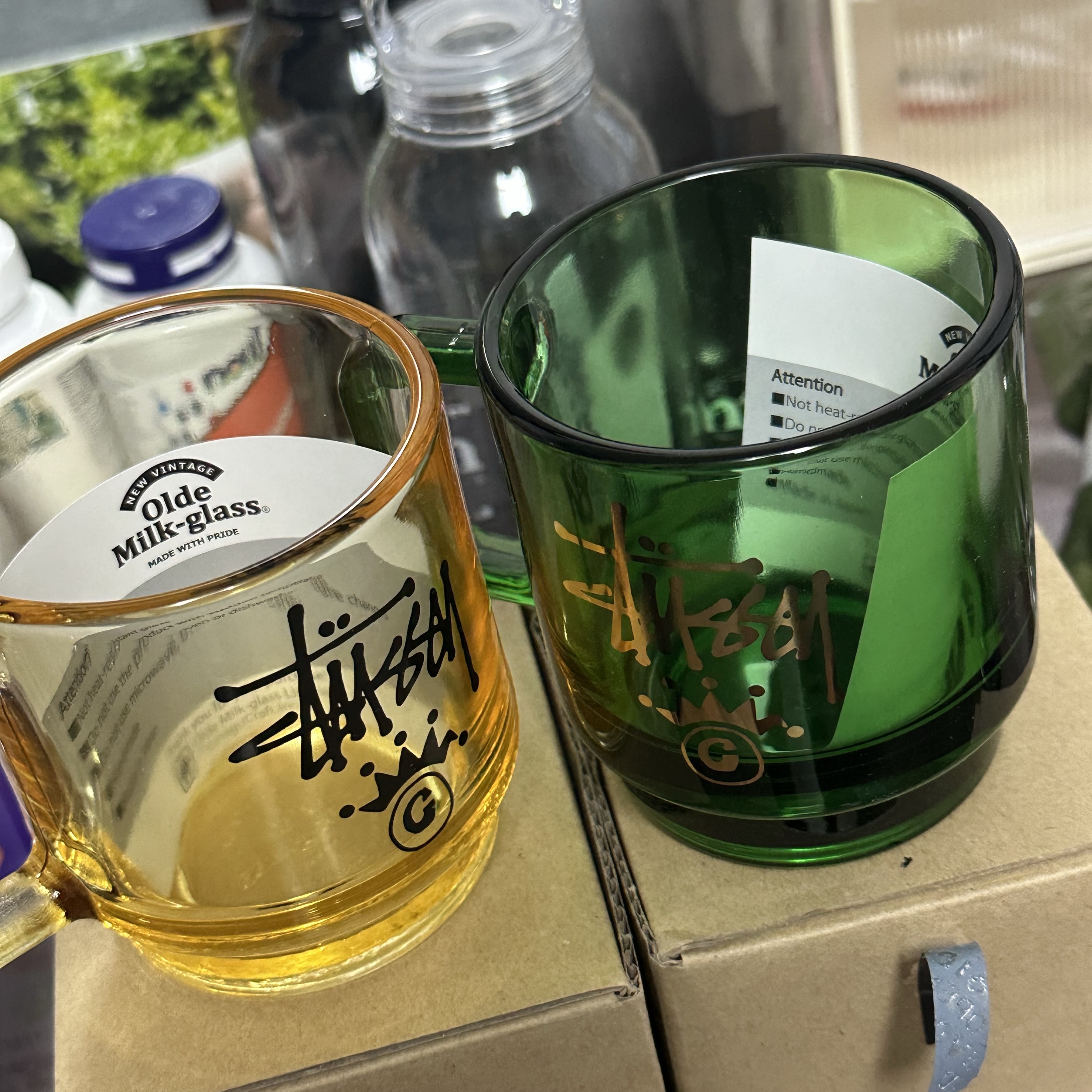 Stussy Stock Crown Logo Glass Mug Green, Stussy Stock Crown Logo Glass Mug Amber 착용 스타일
