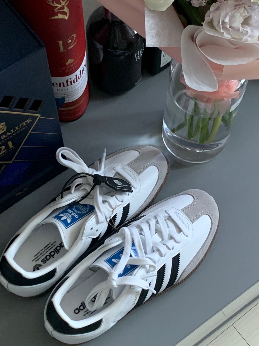 Adidas Samba OG Cloud White 착용 스타일