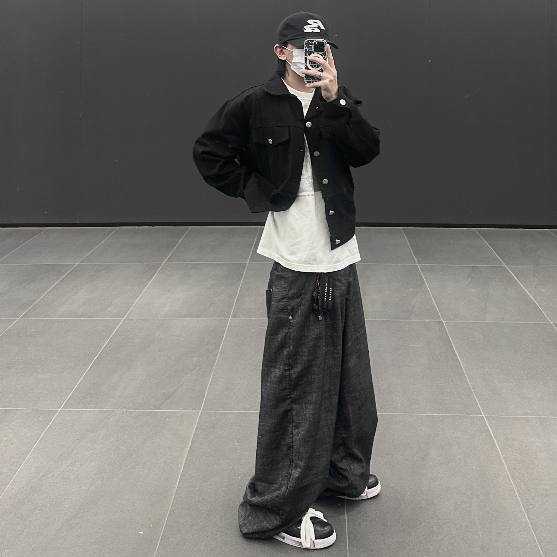 Nike x Peaceminusone Air Force 1 Low Para-Noise 3.0 Black and Multicolor 착용 스타일