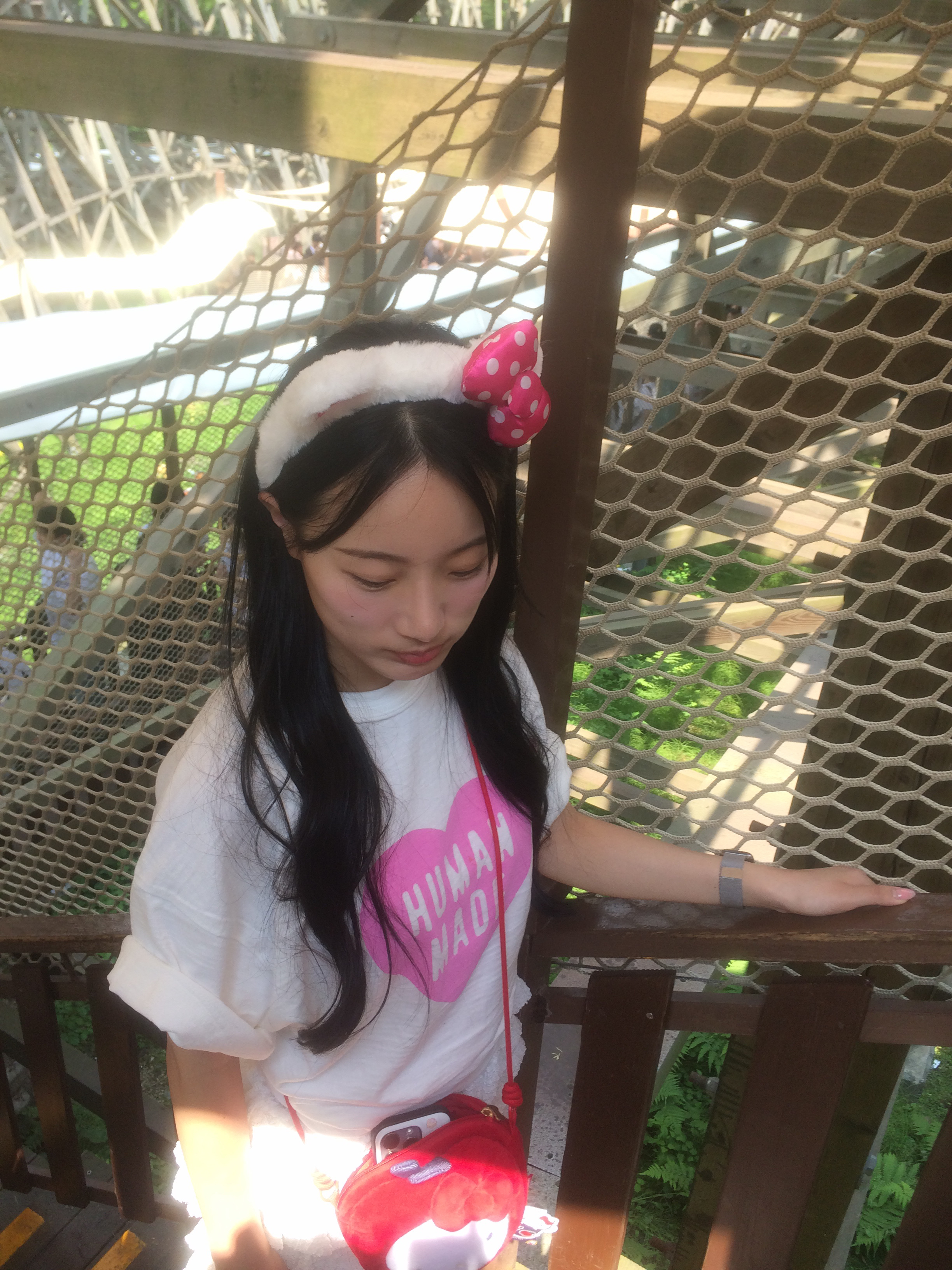 Human Made Heart T-Shirt White Pink - Harajuku Store Exclusive, Adidas Gazelle Indoor Better Scarlet Cloud White 착용 스타일 - 4