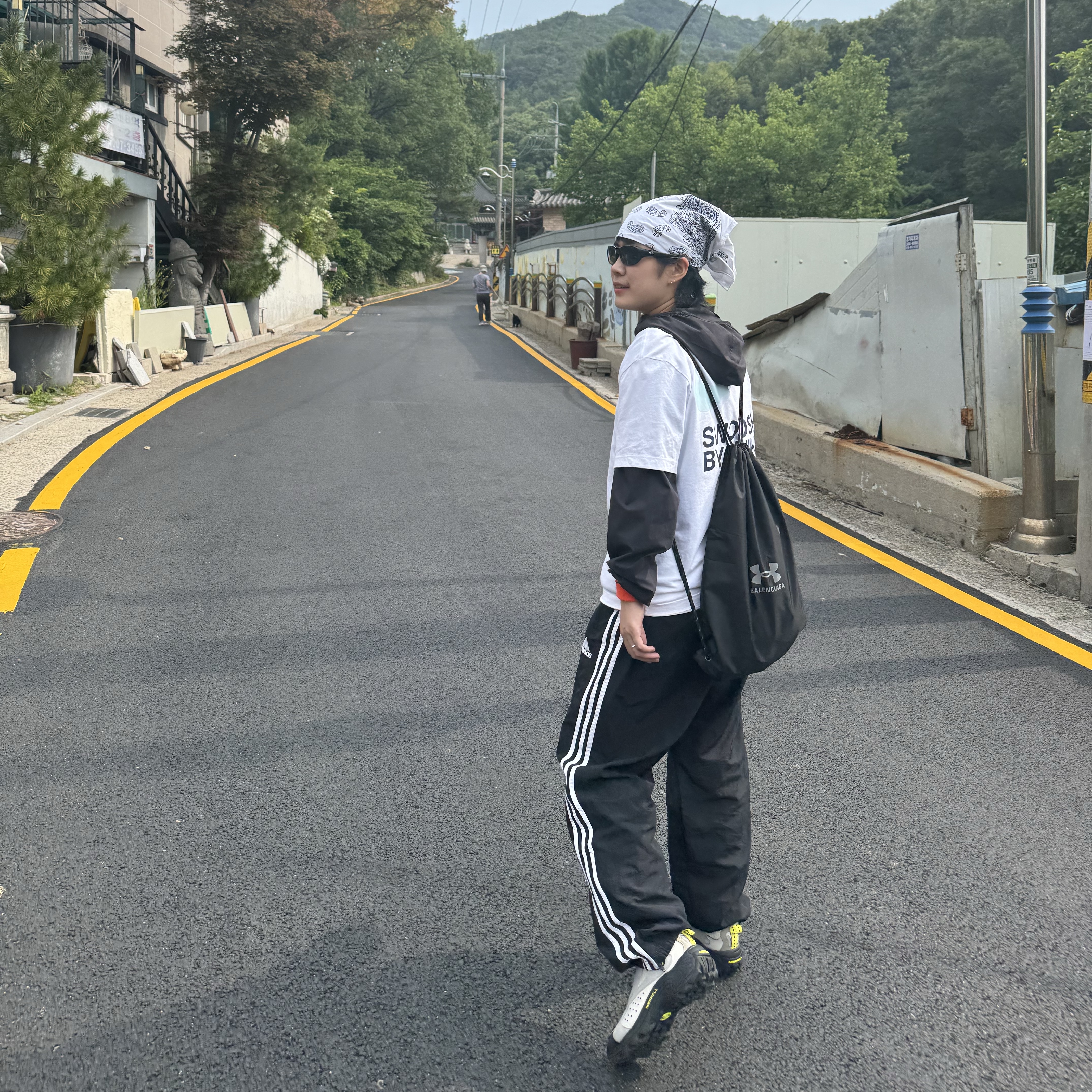 [KREAM 단독, 1TRL] Merrell x Nicole McLaughlin Women MOC Speed Streak EVO Birch 착용 스타일 - 2