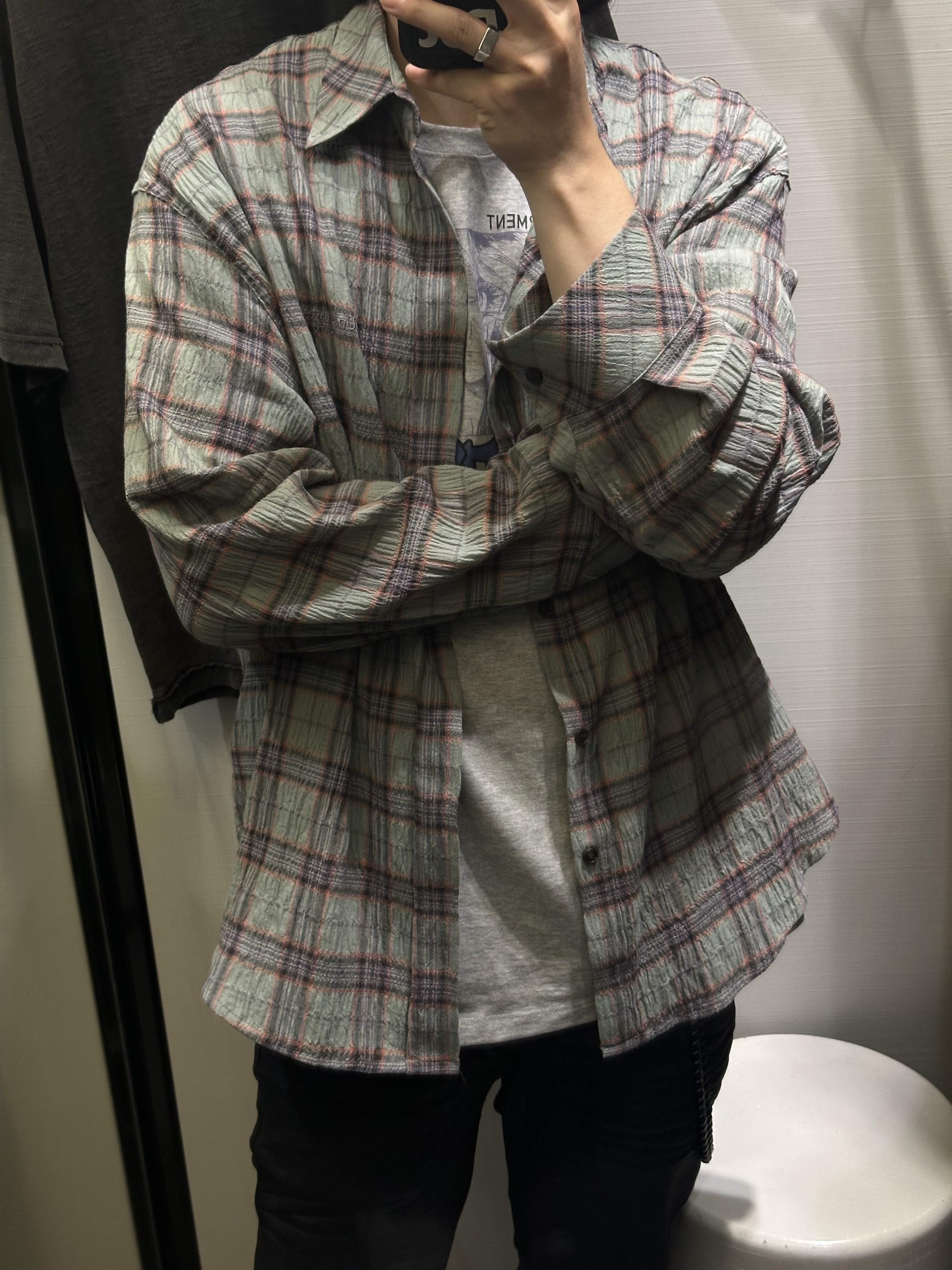 Undermycar Mu.123 Original Logo Basic Long Sleeve Check Shirts Khaki, Adidas x Song for the Mute Campus 80s Bliss Core Black 착용 스타일 - 3