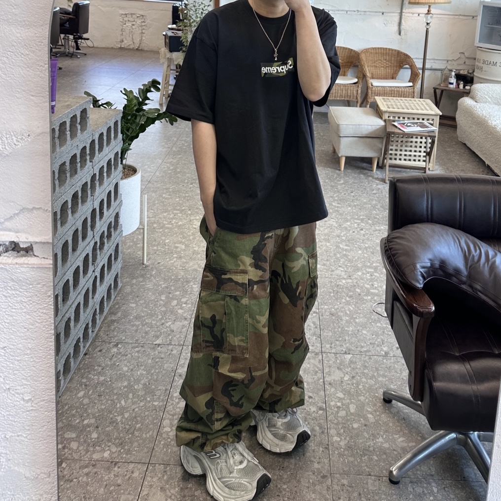 Supreme Box Logo T-Shirt Black - 23FW 착용 스타일