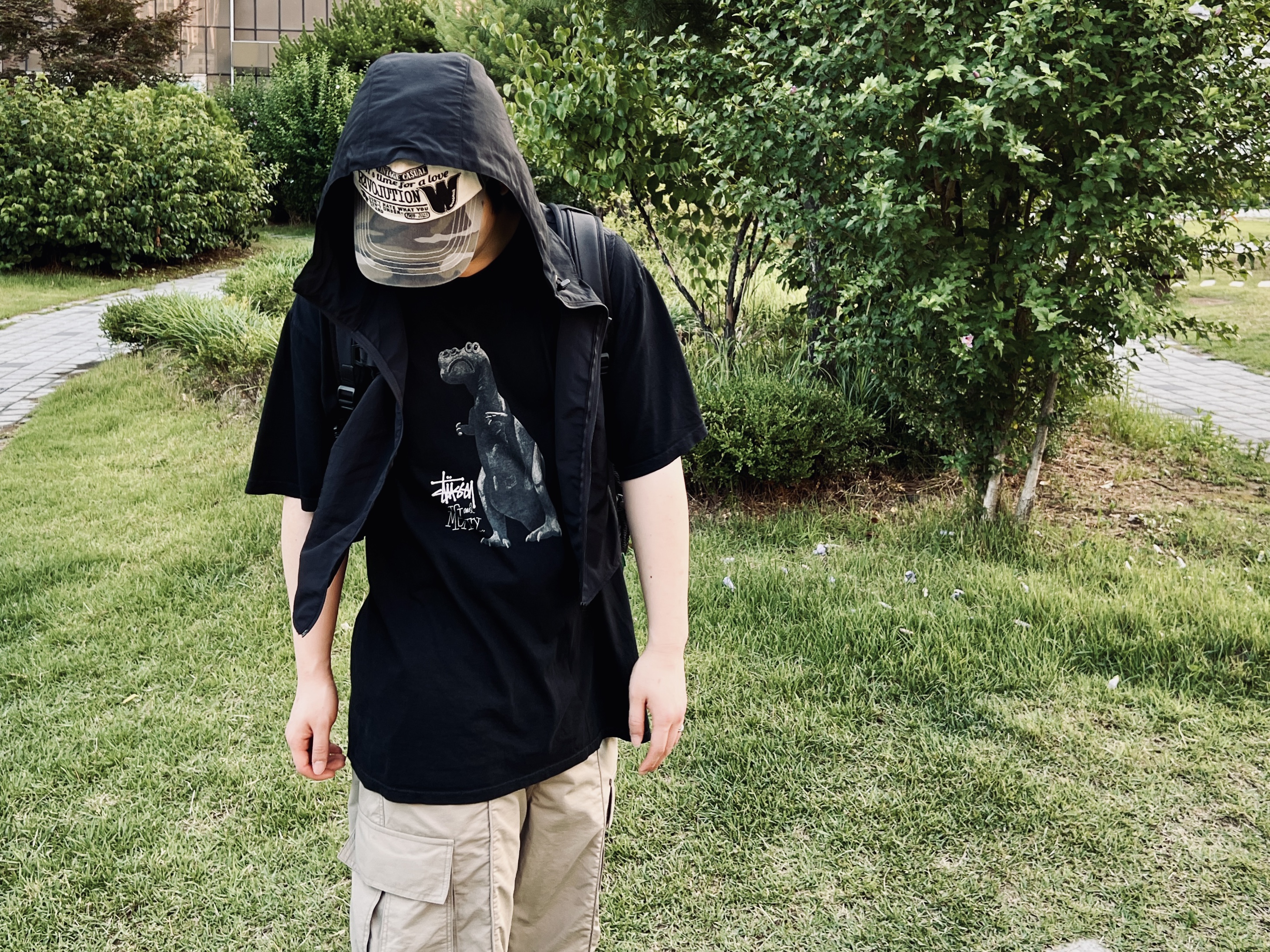 Stussy Big & Meaty Pigment Dyed T-Shirt Black, The North Face Big Shot Black 착용 스타일 - 1
