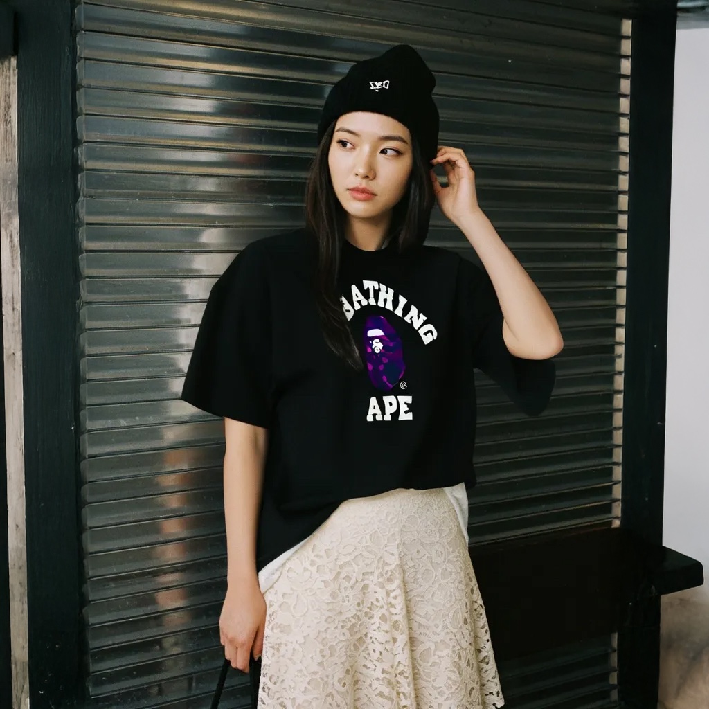BAPE Color Camo College T-Shirt Black Purple 착용 스타일