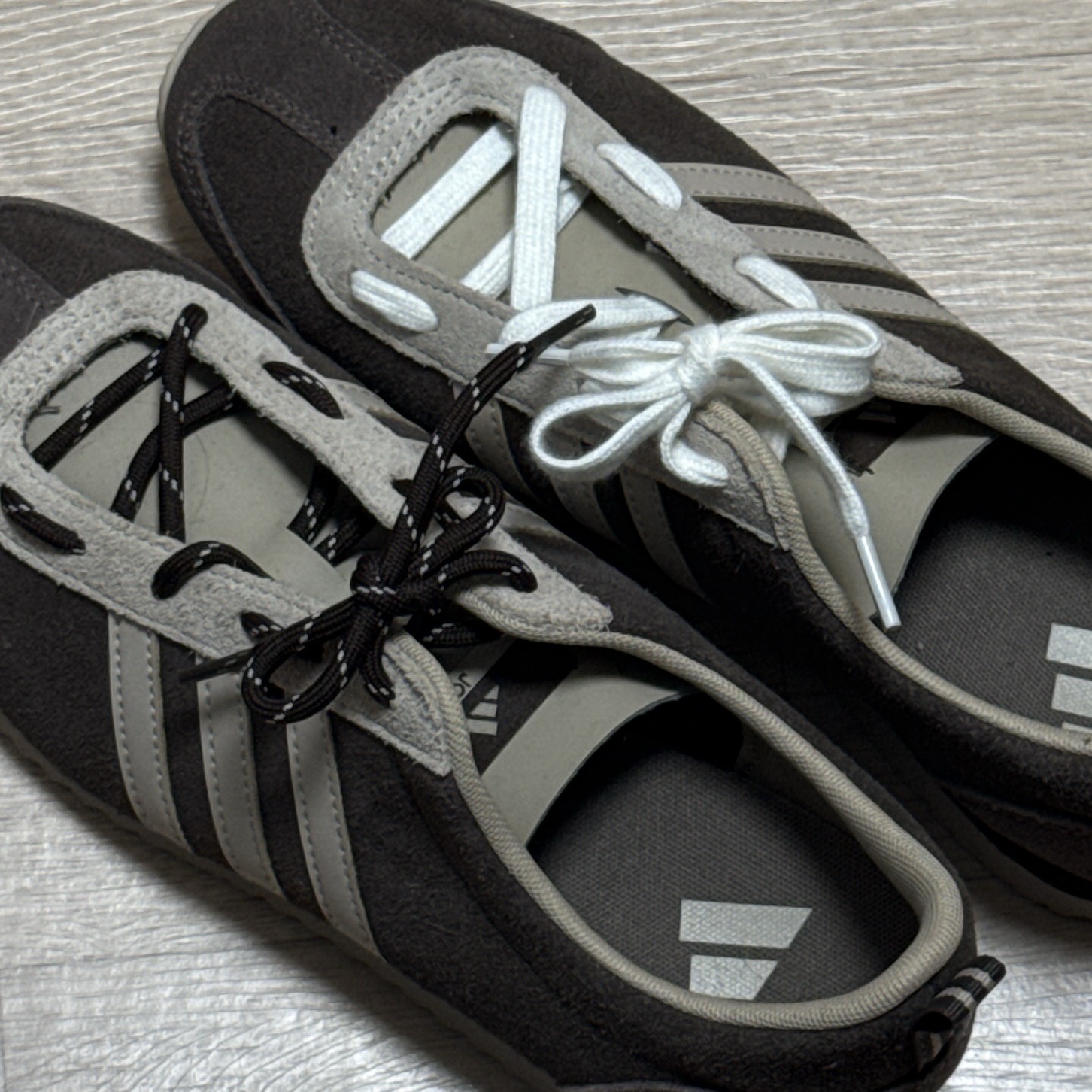 Adidas VS Jog 2.0 Earth Brown 착용 스타일