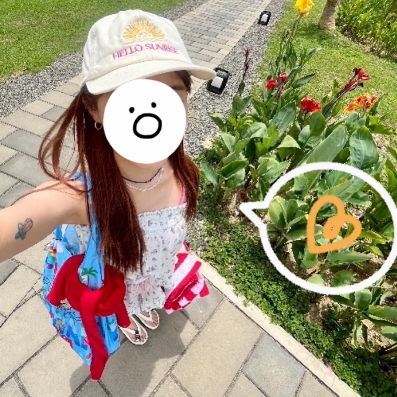 Sanrio Hello Kitty Foldable Tote Bag Ocean 착용 스타일