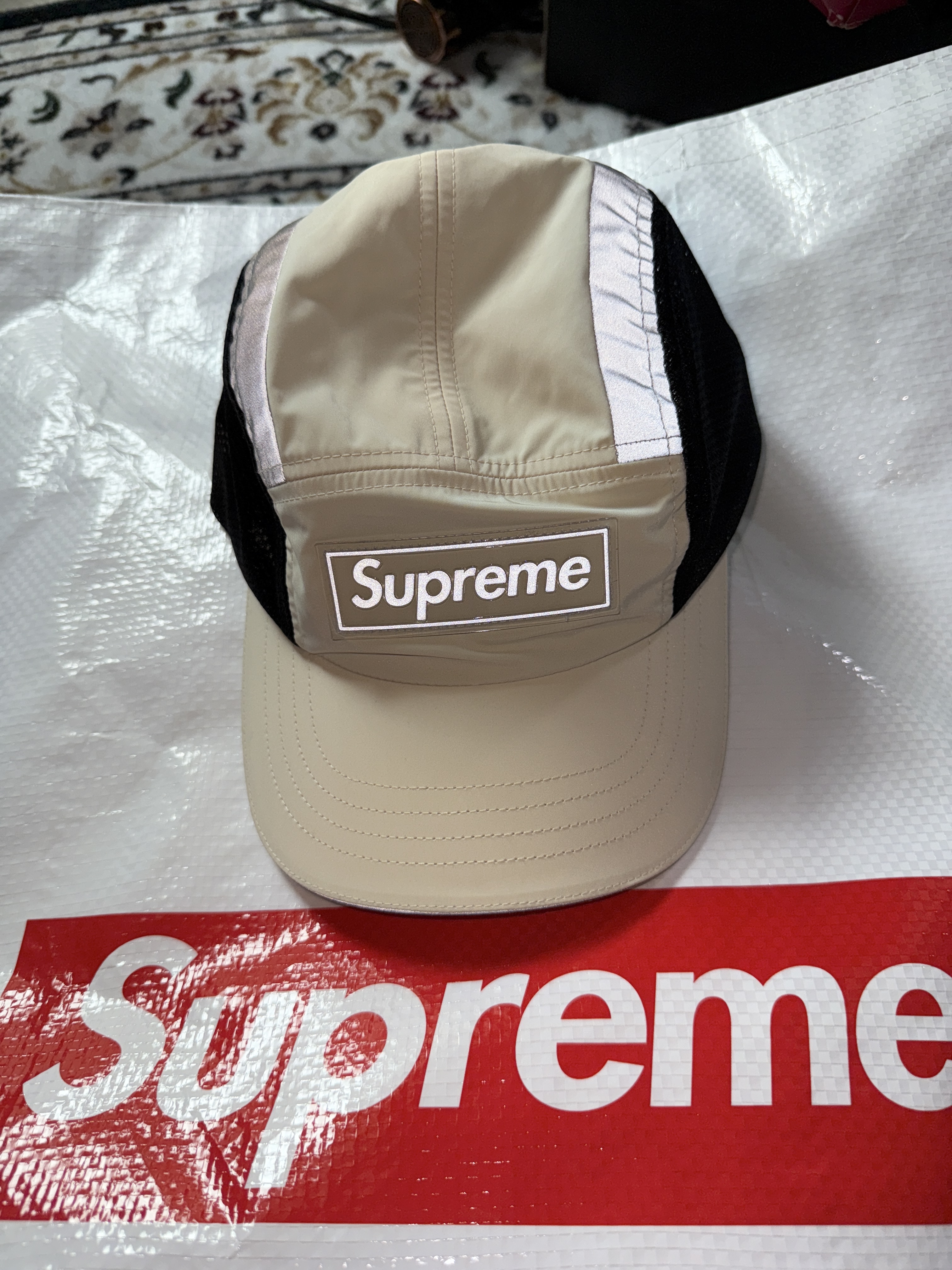 Supreme Side Mesh Camp Cap Cream - 25SS 착용 스타일 - 2