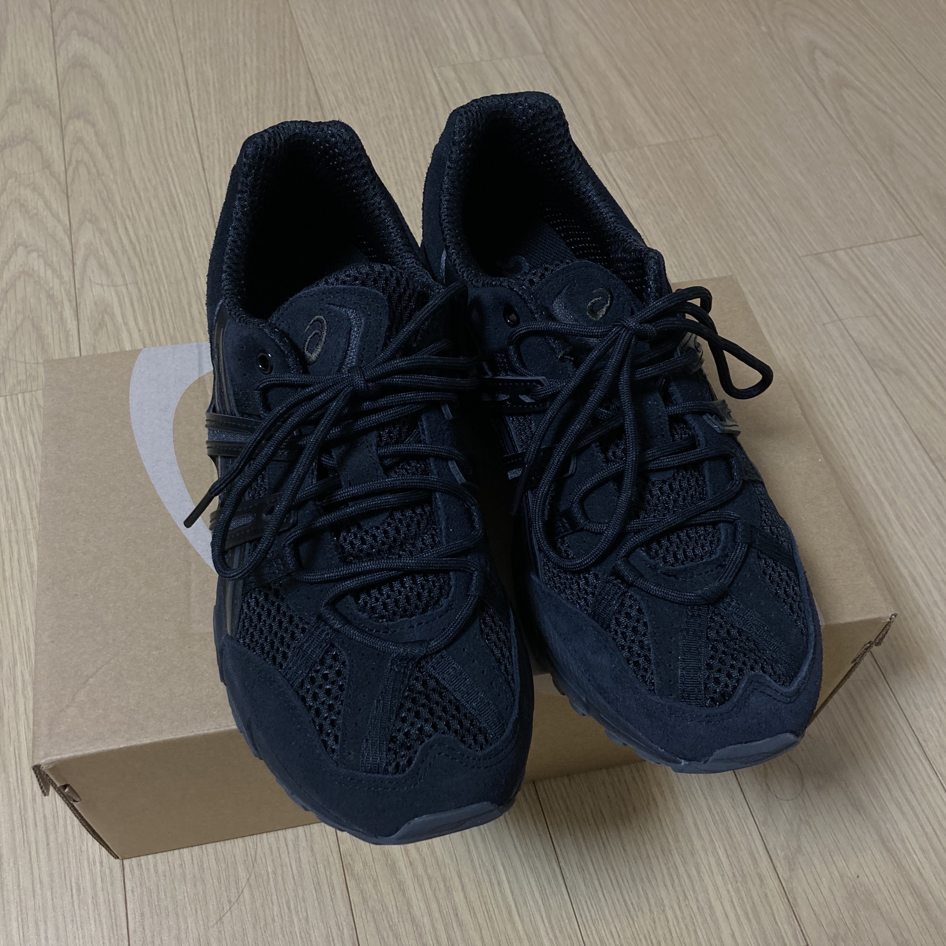 Asics Gel-Sonoma 15-50 Black, Seiko SBTH007 Silver 착용 스타일 - 2